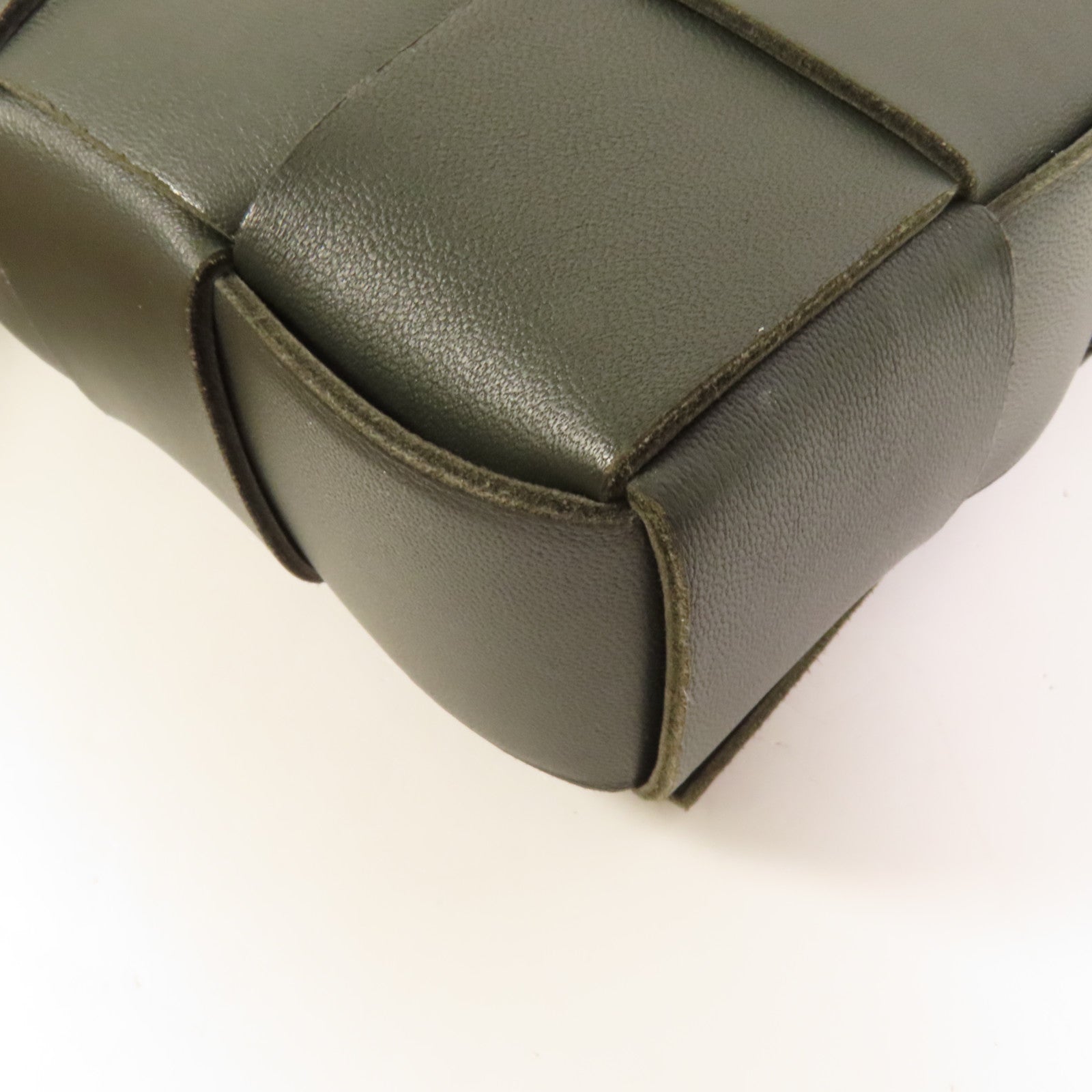 BOTTEGA VENETA 羊皮皮革Cassette Bag肩背袋