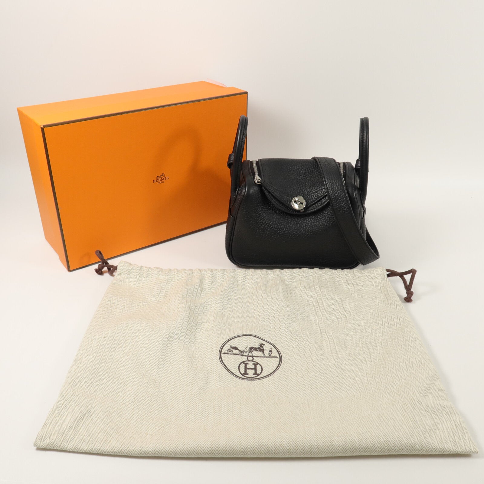 HERMES Clemence皮革Mini Lindy手挽肩背兩用袋Noir