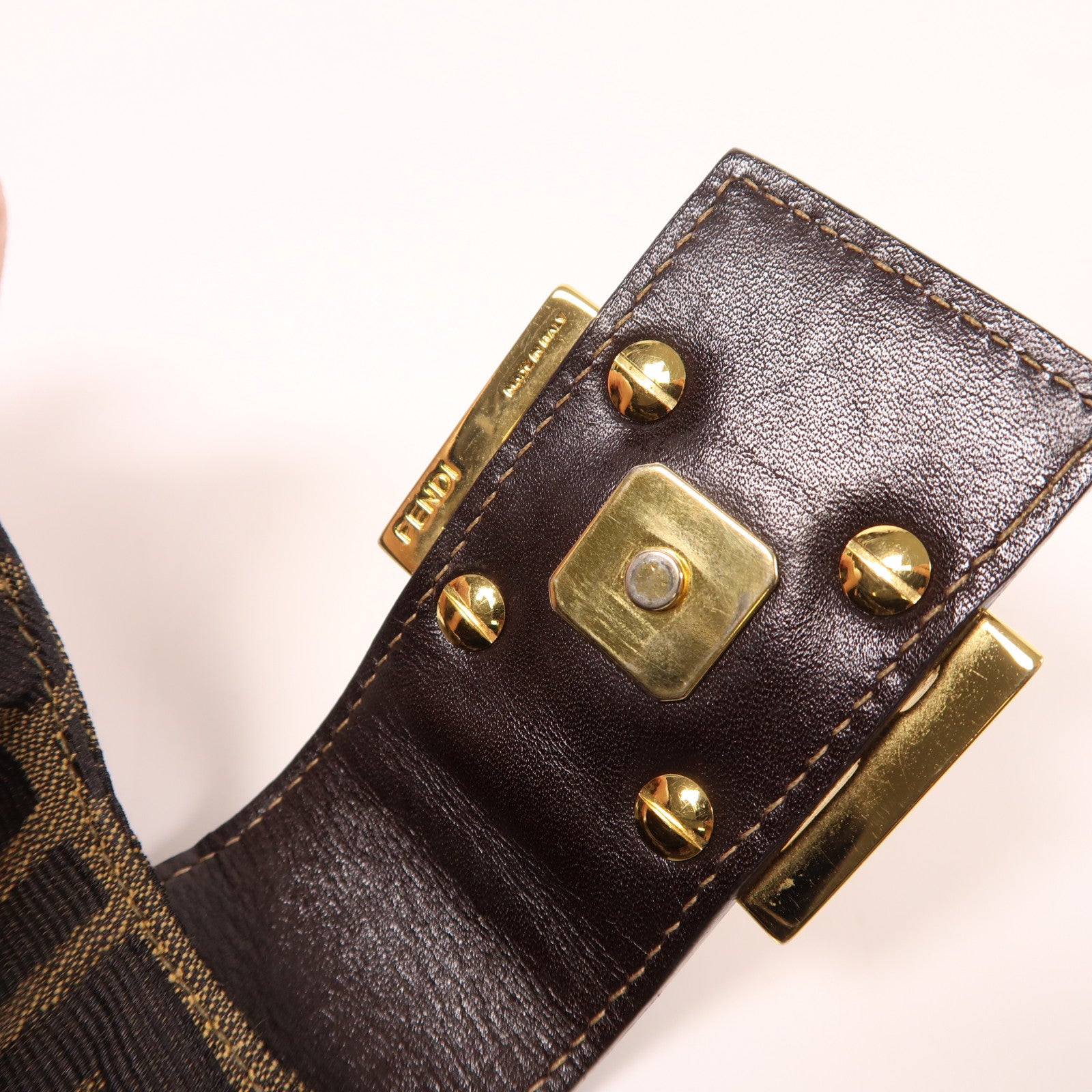 FENDI 帆布Zucca Mini金扣手挽袋啡色