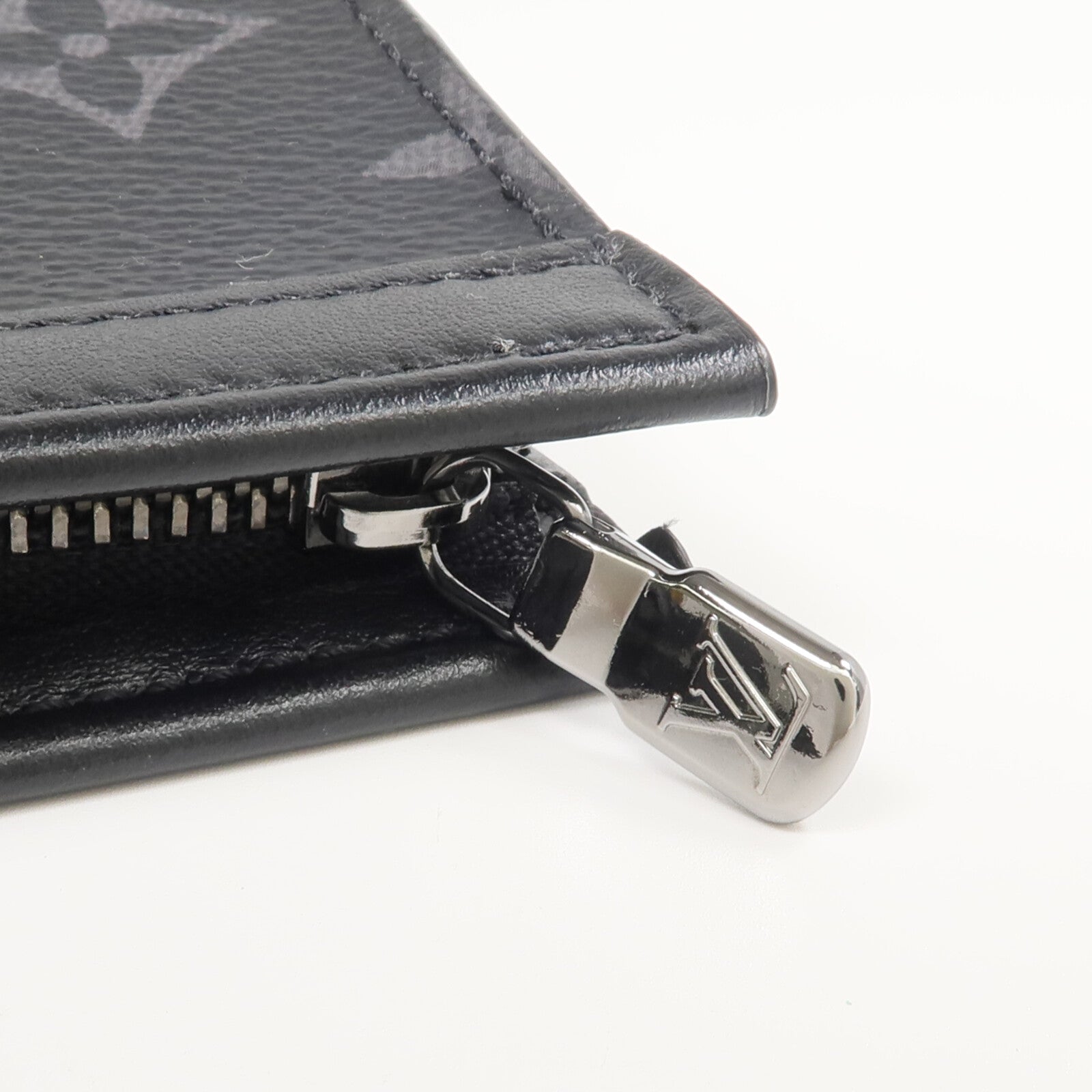 LOUIS VUITTON Monogram Eclipse Key Pouch Voyage鎖匙包