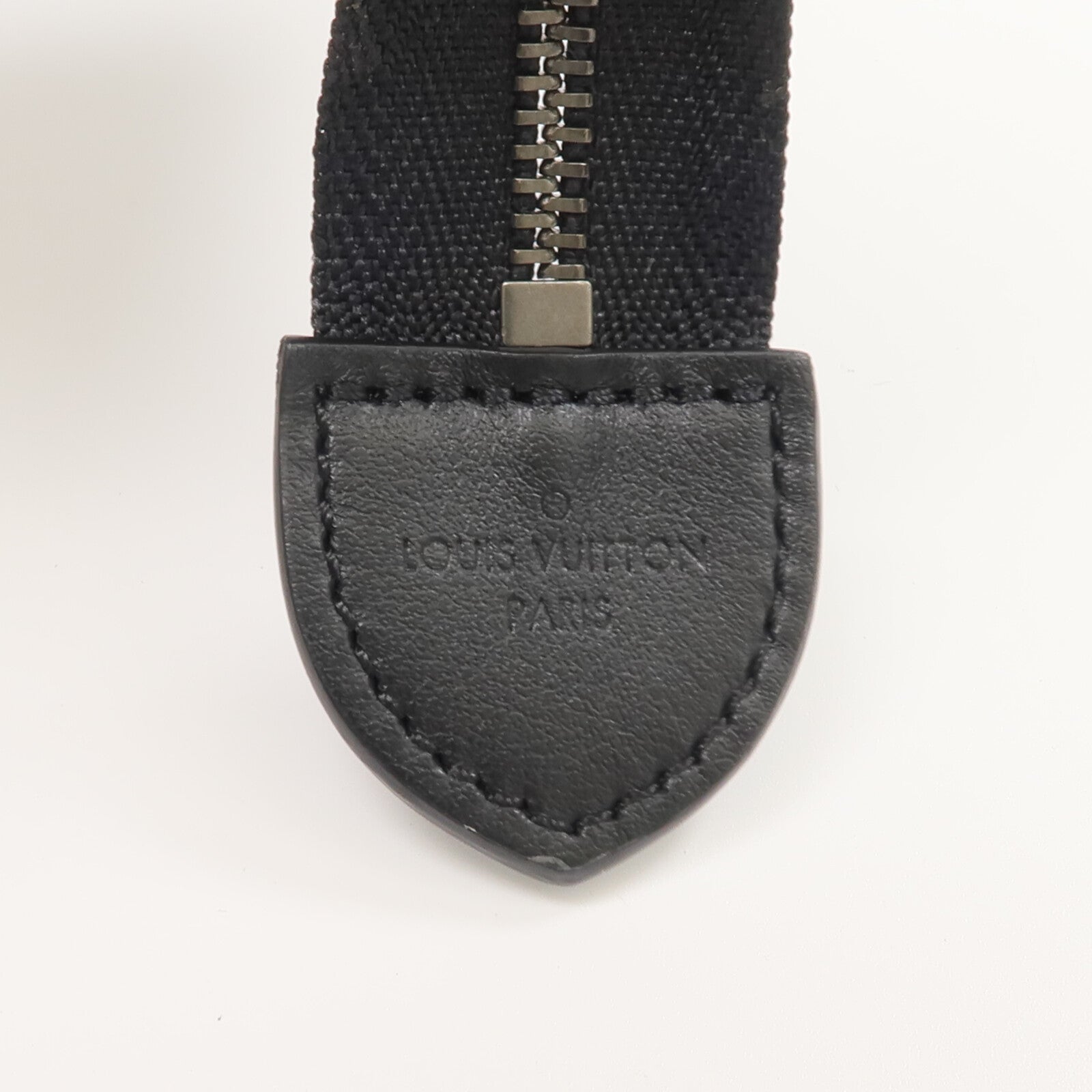 LOUIS VUITTON Monogram Eclipse Key Pouch Voyage鎖匙包