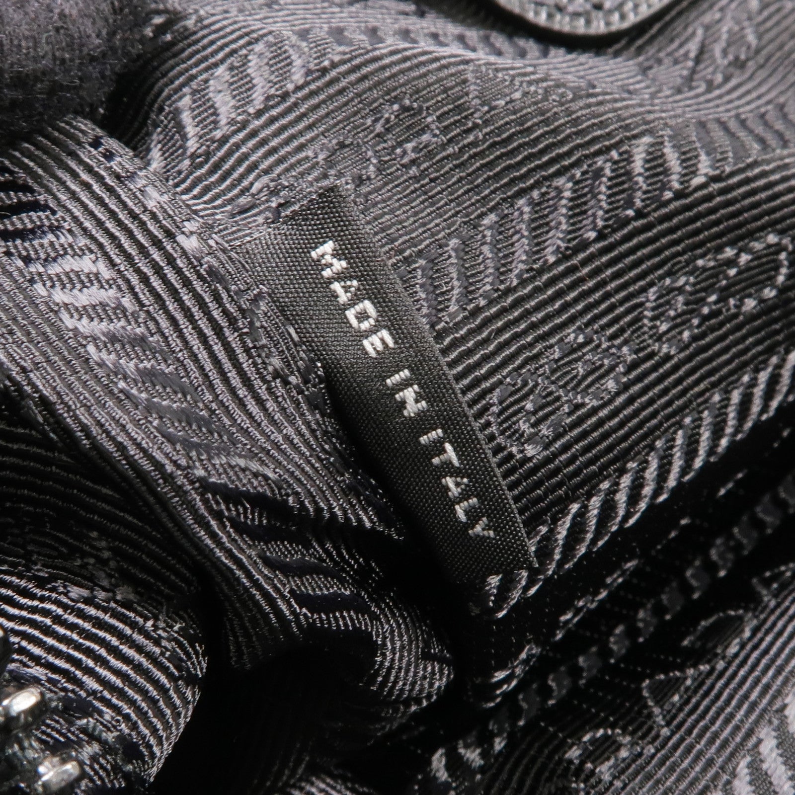 PRADA 尼龍/Saffiano皮革Briefcase銀扣手挽肩背兩用袋