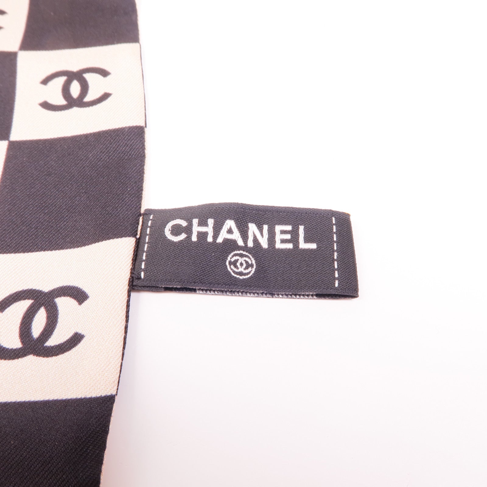 CHANEL 絲質Scarf絲巾