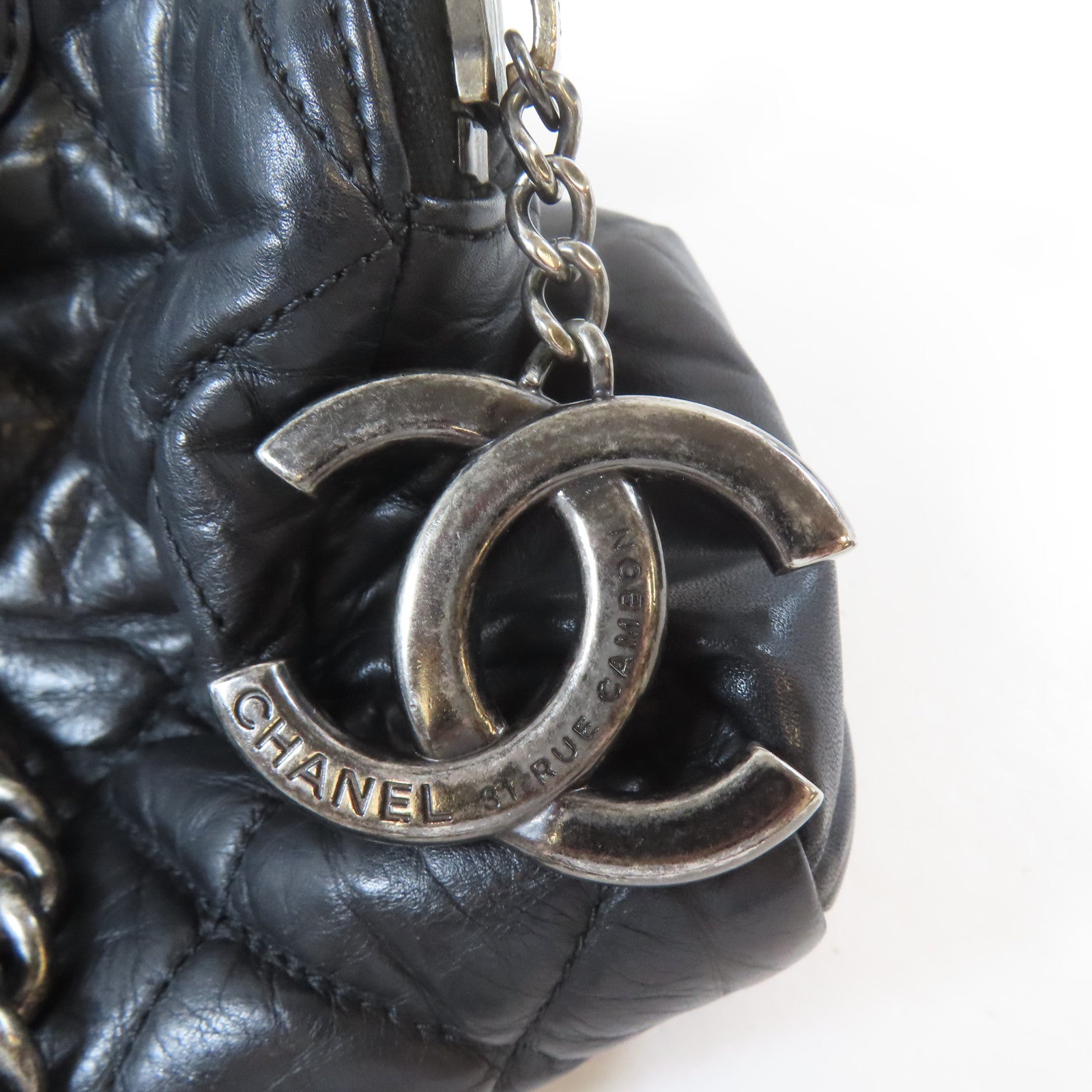 CHANEL 菱格牛皮皮革Chain Shoulder銀扣鏈帶肩背袋黑色