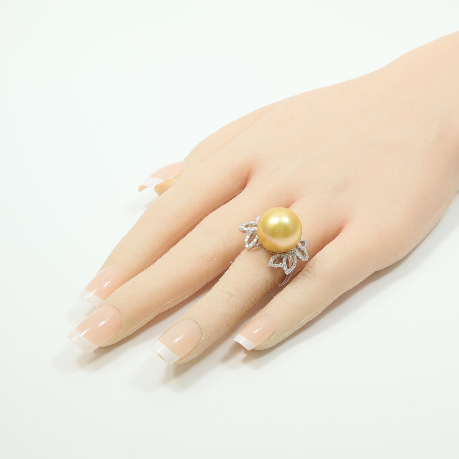 JEWELRY 18K白金Pearl Diamond Ring珍珠/鑽石戒指