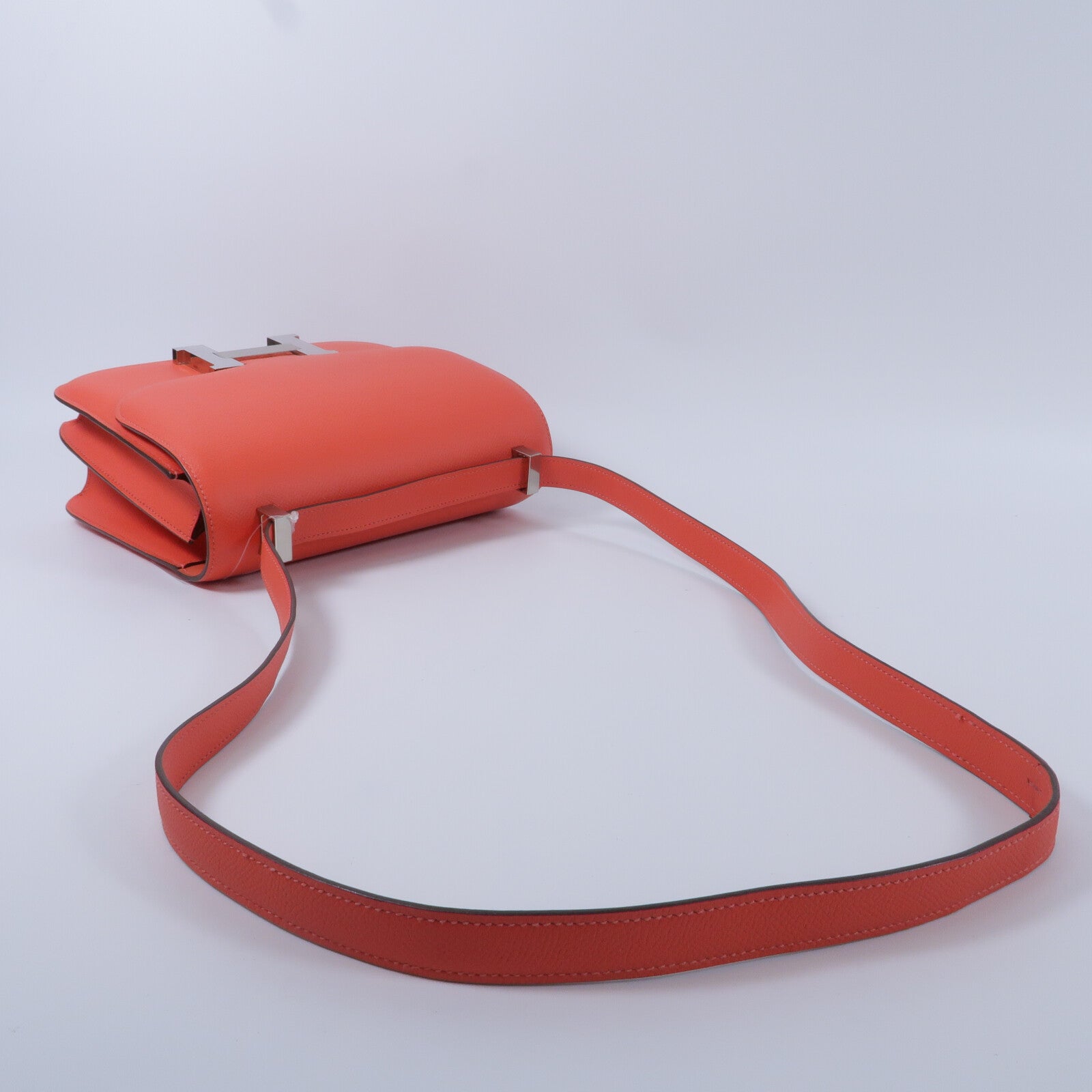 HERMES Epsom皮革Constance 24肩背袋Rose Jaipur