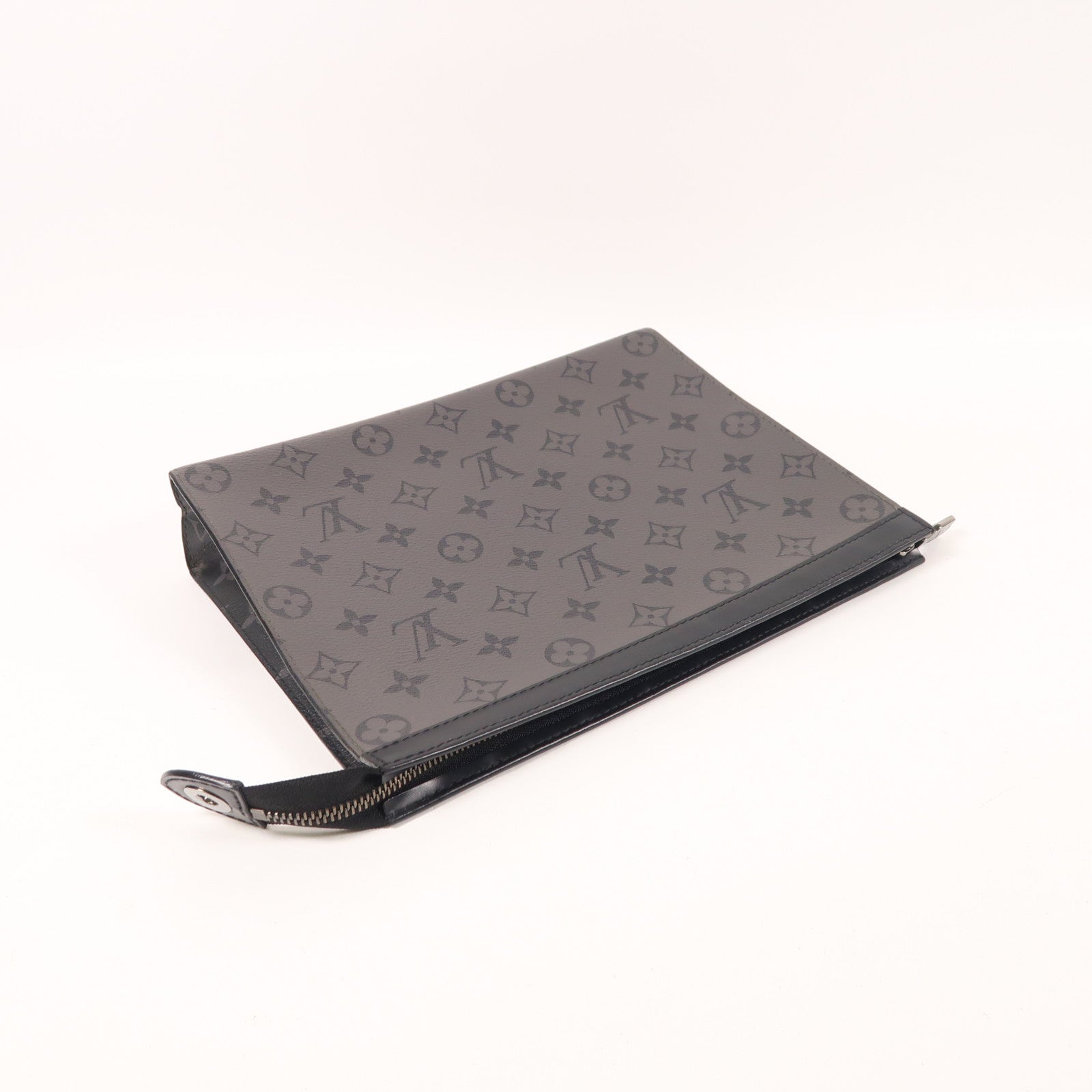 LOUIS VUITTON Monogram Eclipse Pochette Voyage MM銀扣手拿包
