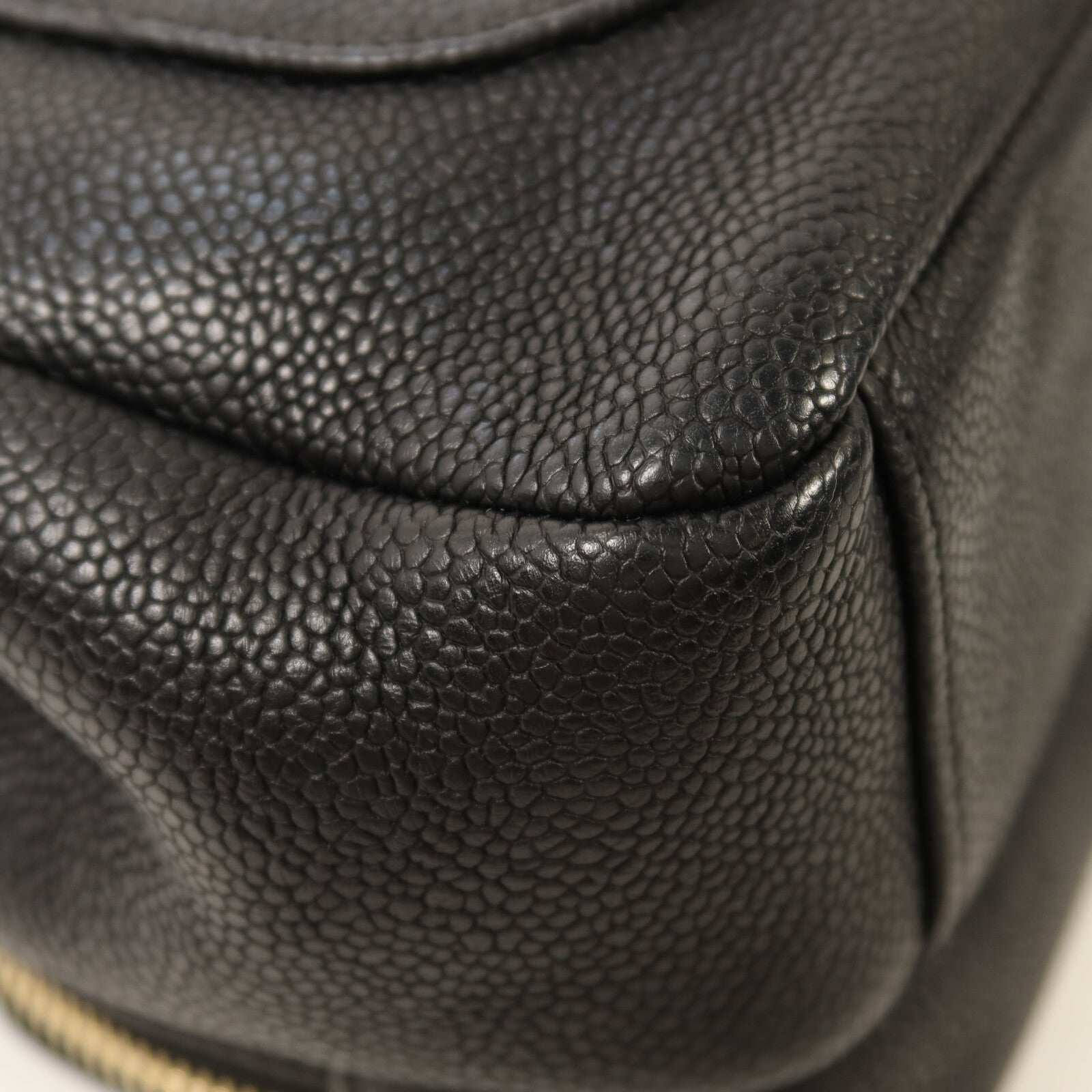 CHANEL 牛皮皮革Chain Shoulder金扣鏈帶肩背袋