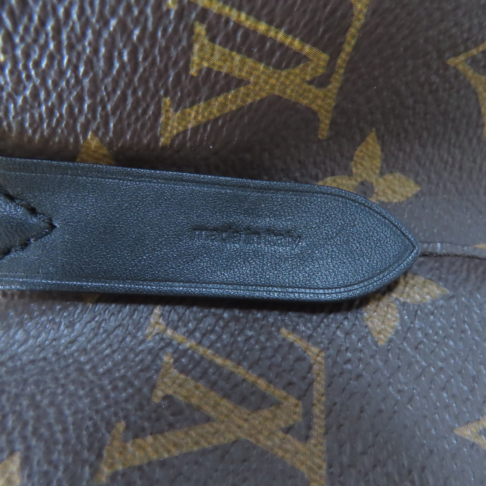 LOUIS VUITTON Monogram Neo Noe MM金扣肩背袋啡色
