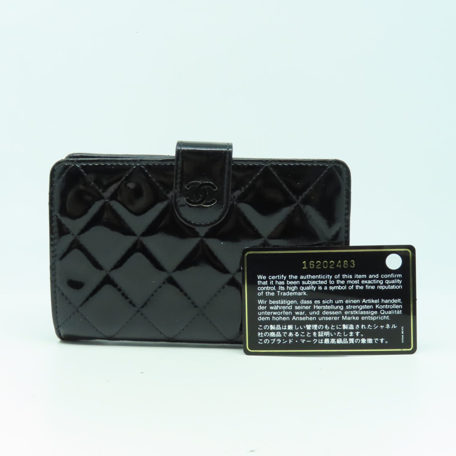 CHANEL 【激減優惠】菱格漆皮皮革Wallet銀扣長錢包黑色