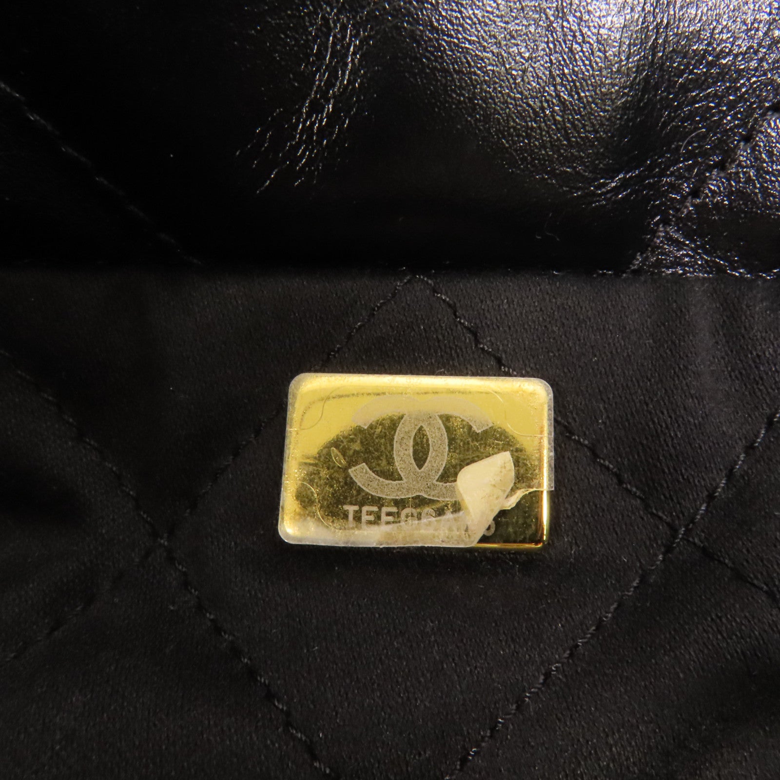 CHANEL Chanel 22 Small金扣鏈帶肩背袋