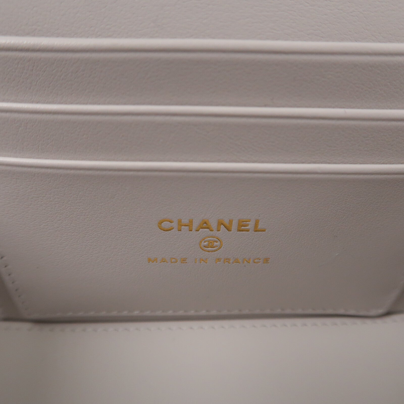 CHANEL 牛皮皮革Vanity Case鏈帶肩背袋