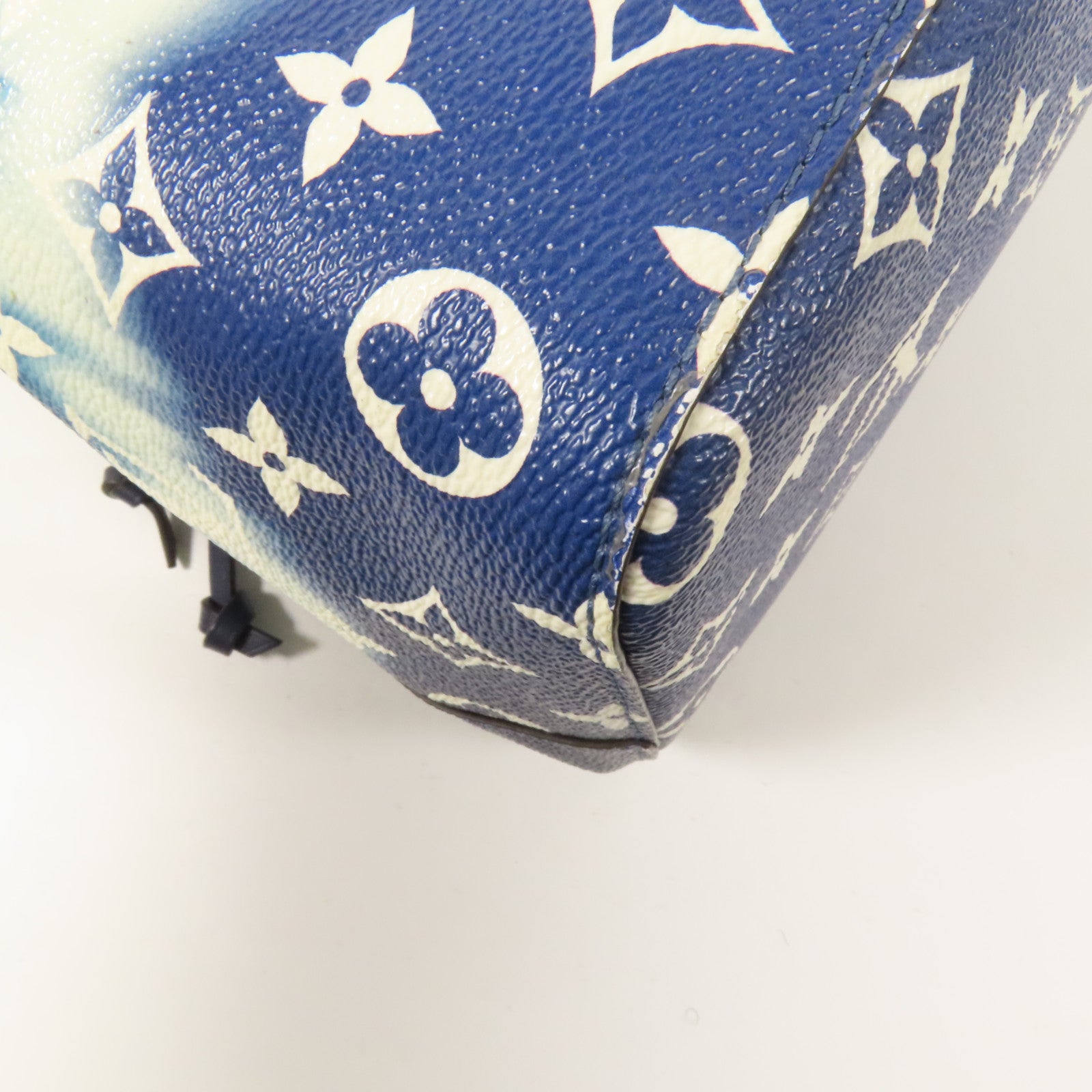 LOUIS VUITTON Monogram Escale Neo Noe銀扣肩背袋