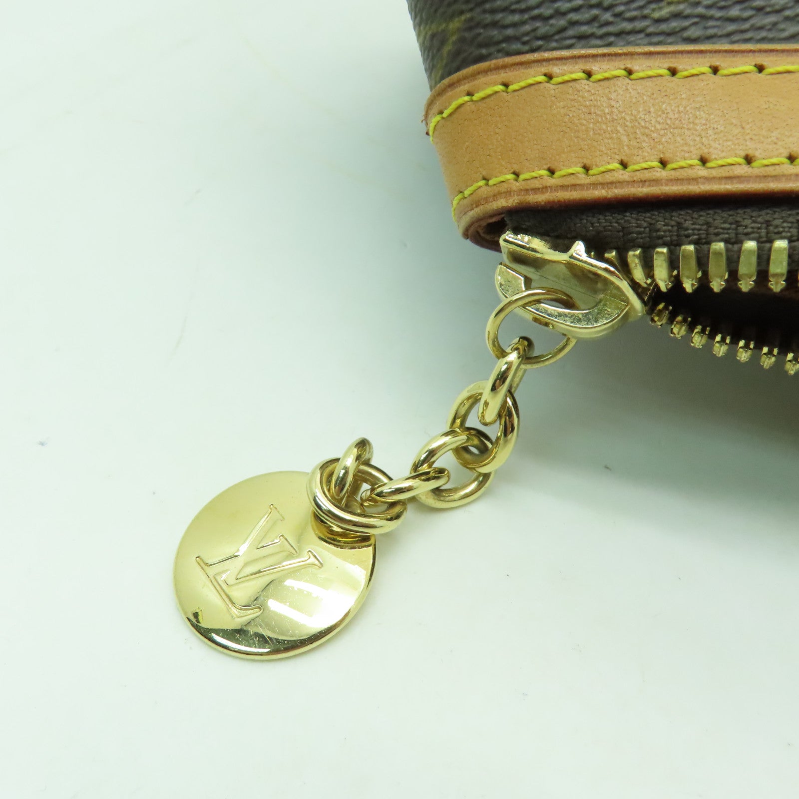LOUIS VUITTON 【清倉大減價】Monogram Tivoli GM金扣手挽袋啡色