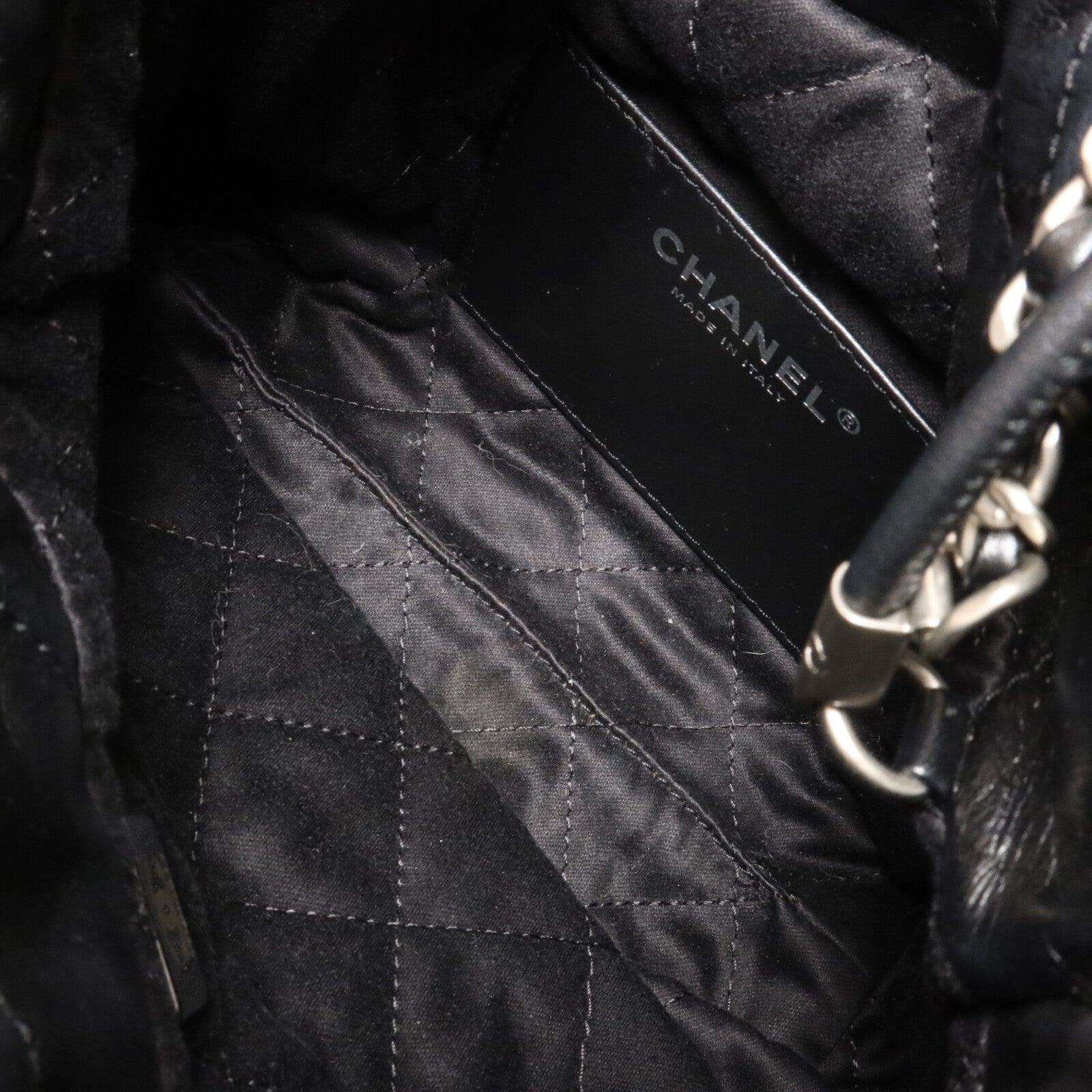 CHANEL 牛皮皮革Chanel 22 Mini鏈帶手挽肩背兩用袋
