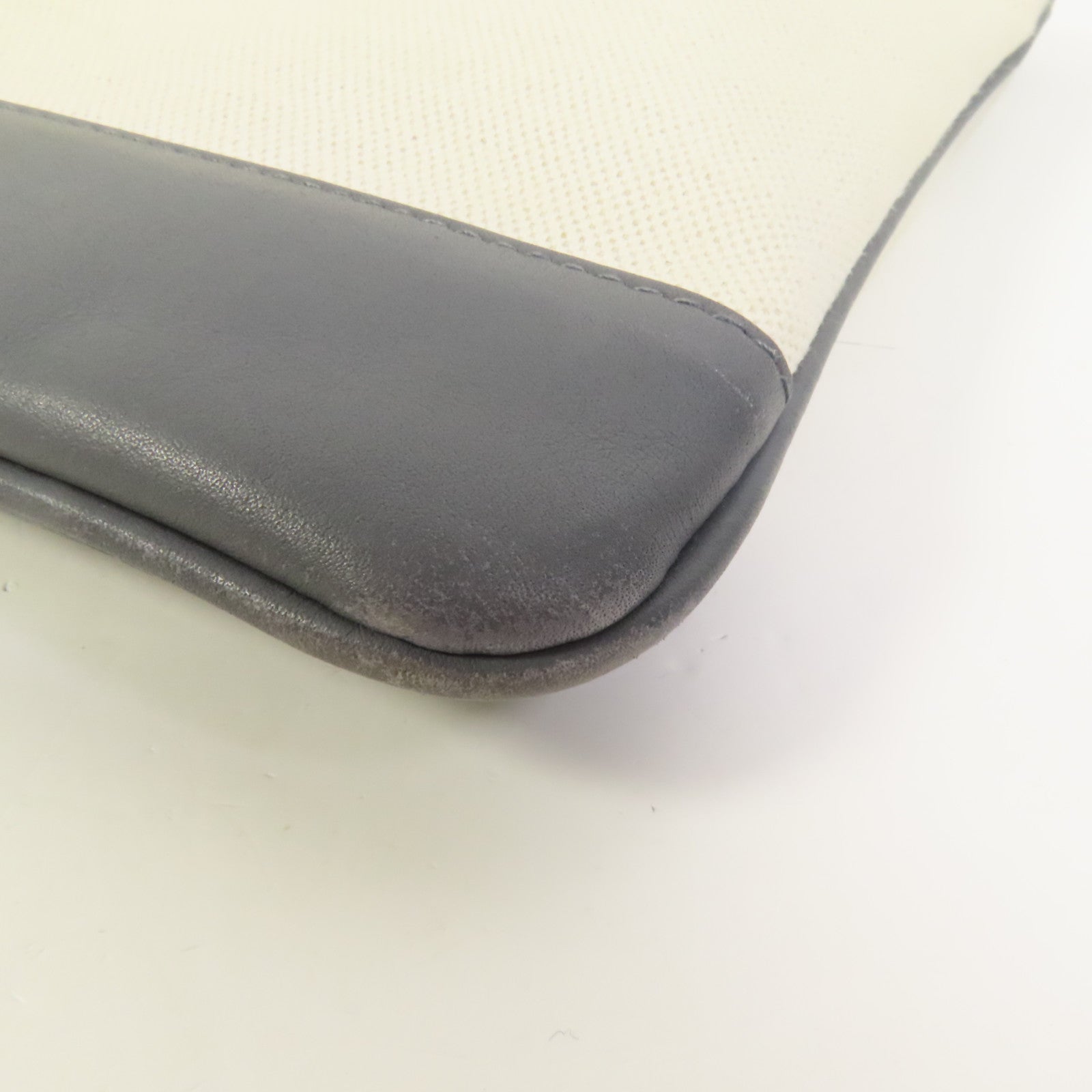 BALENCIAGA 帆布Navy Clip M Clutch手拿包
