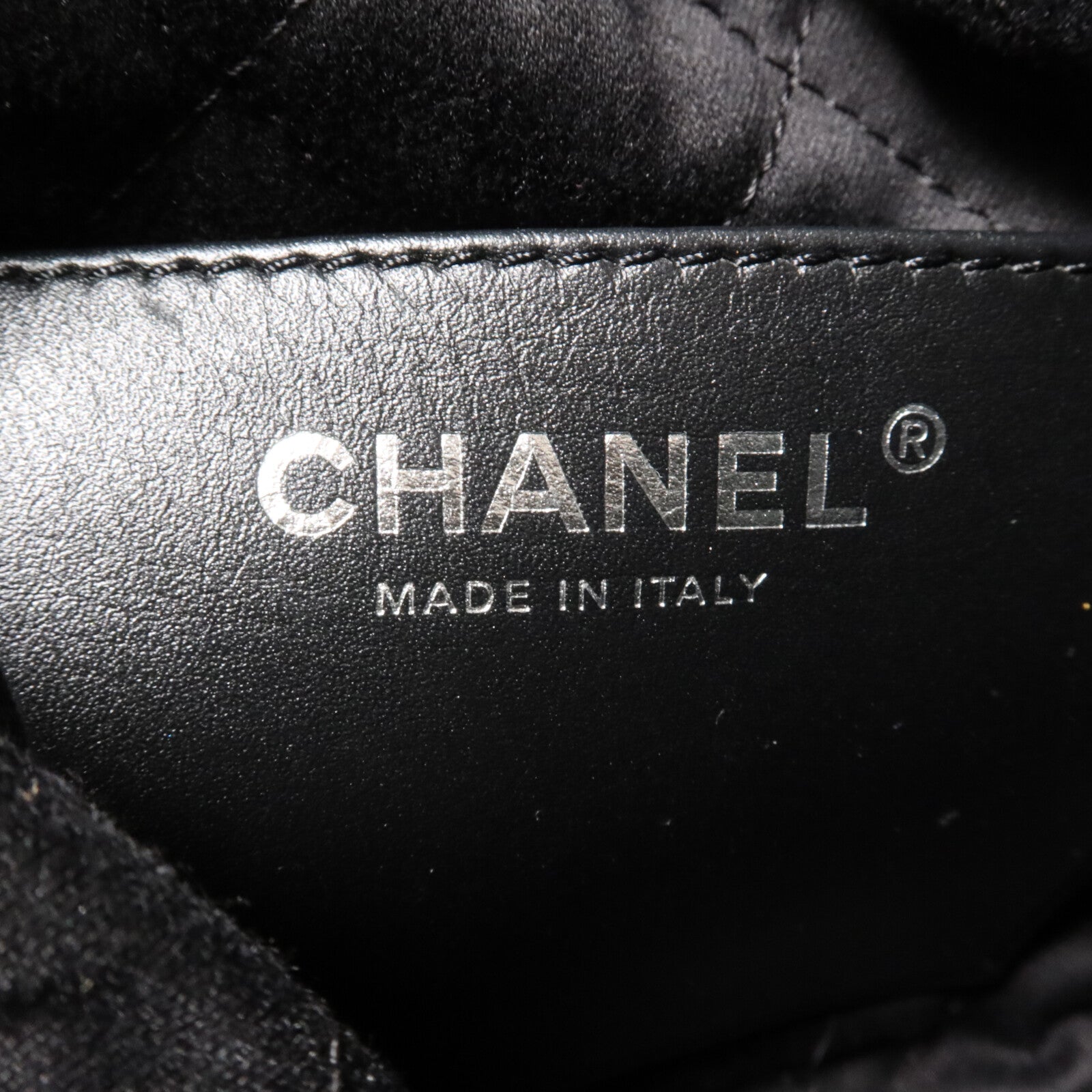 CHANEL 牛皮皮革Chanel 22 Mini鏈帶手挽肩背兩用袋