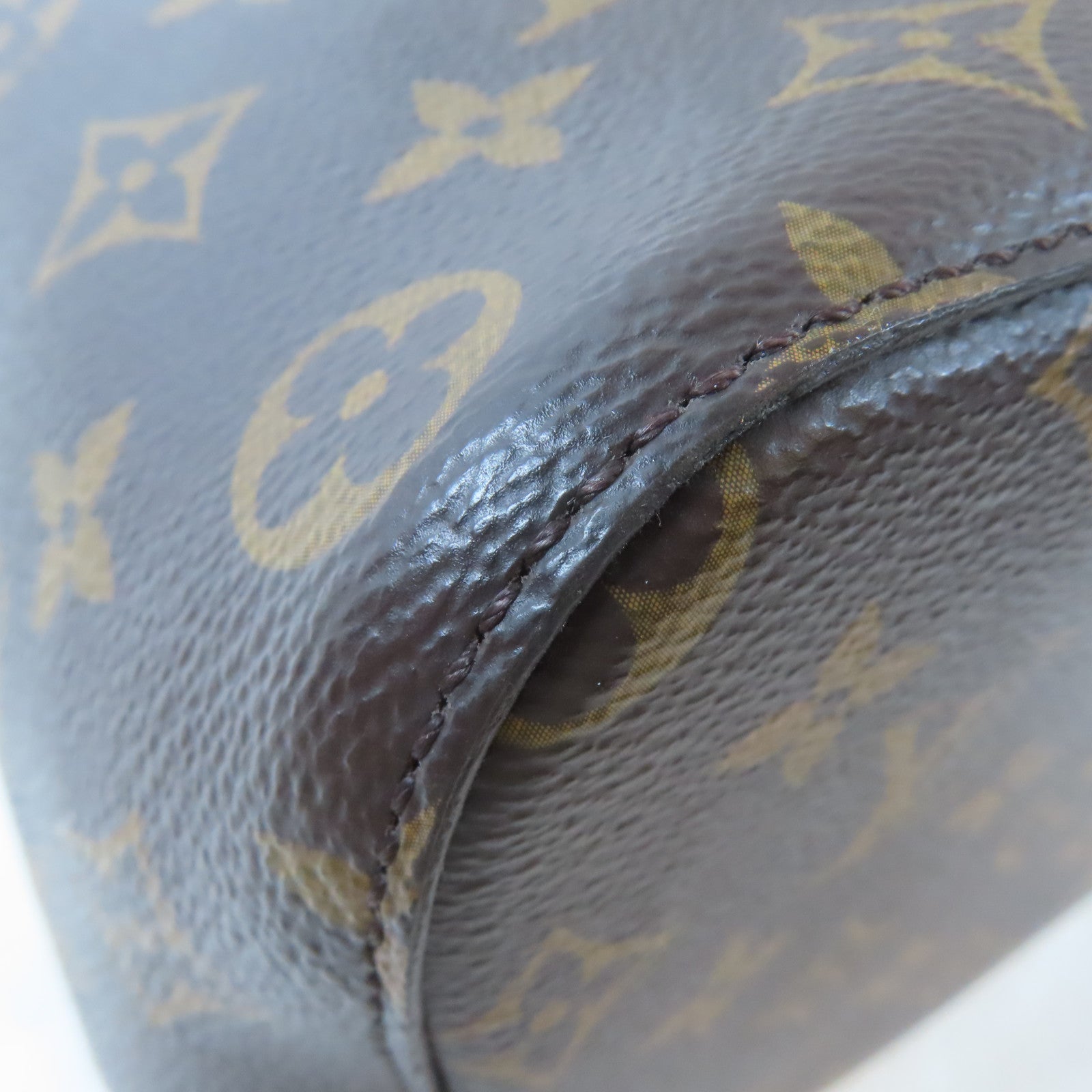 LOUIS VUITTON Monogram Neo Noe MM金扣肩背袋啡色