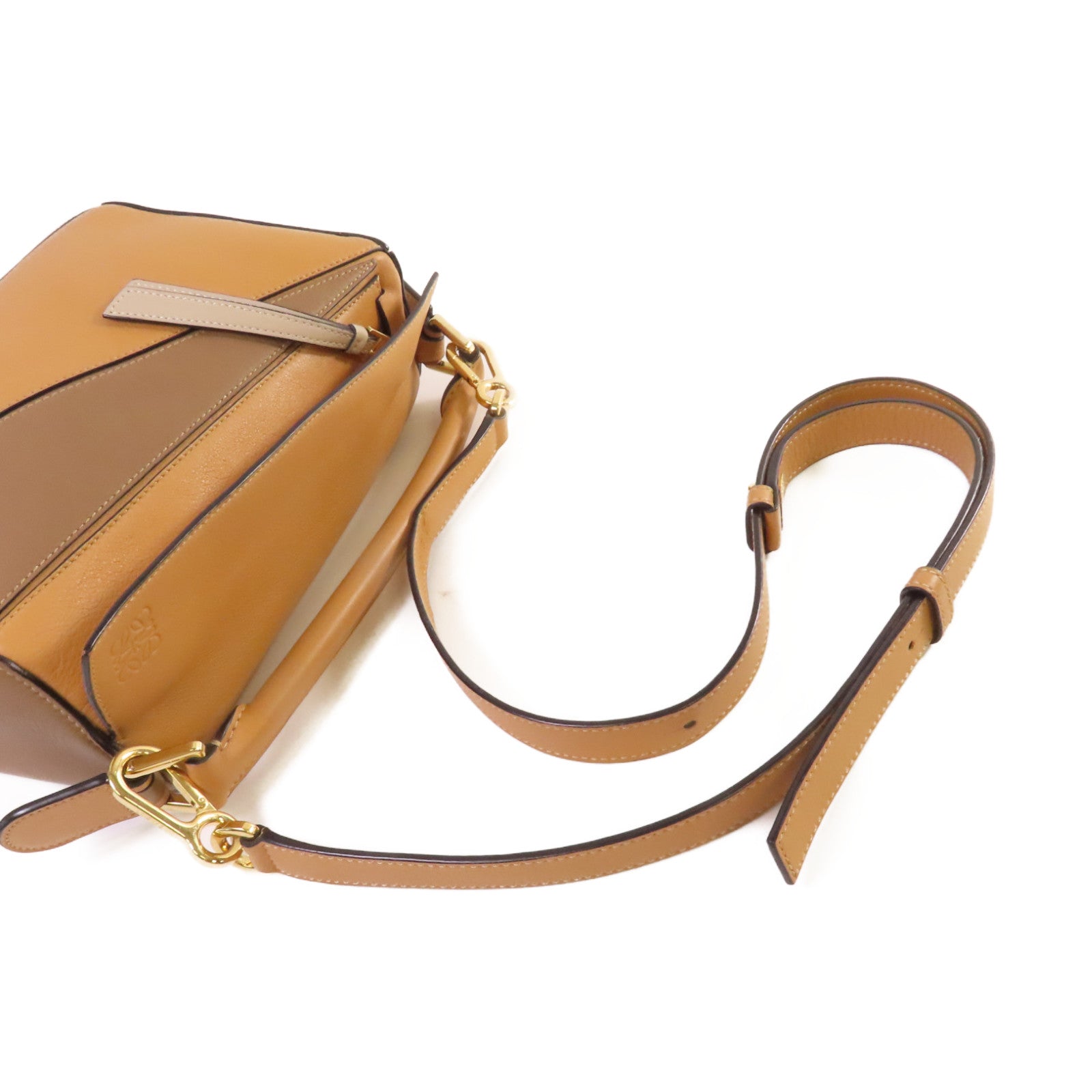 LOEWE 牛皮皮革Puzzle Small 2Way Shoulder Bag金扣手挽肩背兩用袋杏色/啡色