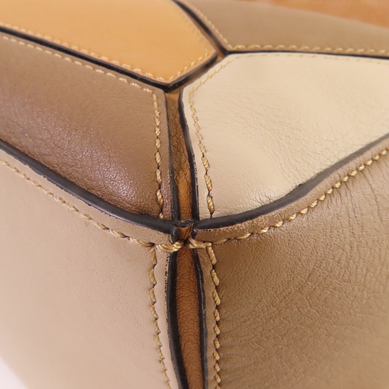 LOEWE 牛皮皮革Puzzle Small 2Way Shoulder Bag金扣手挽肩背兩用袋杏色/啡色