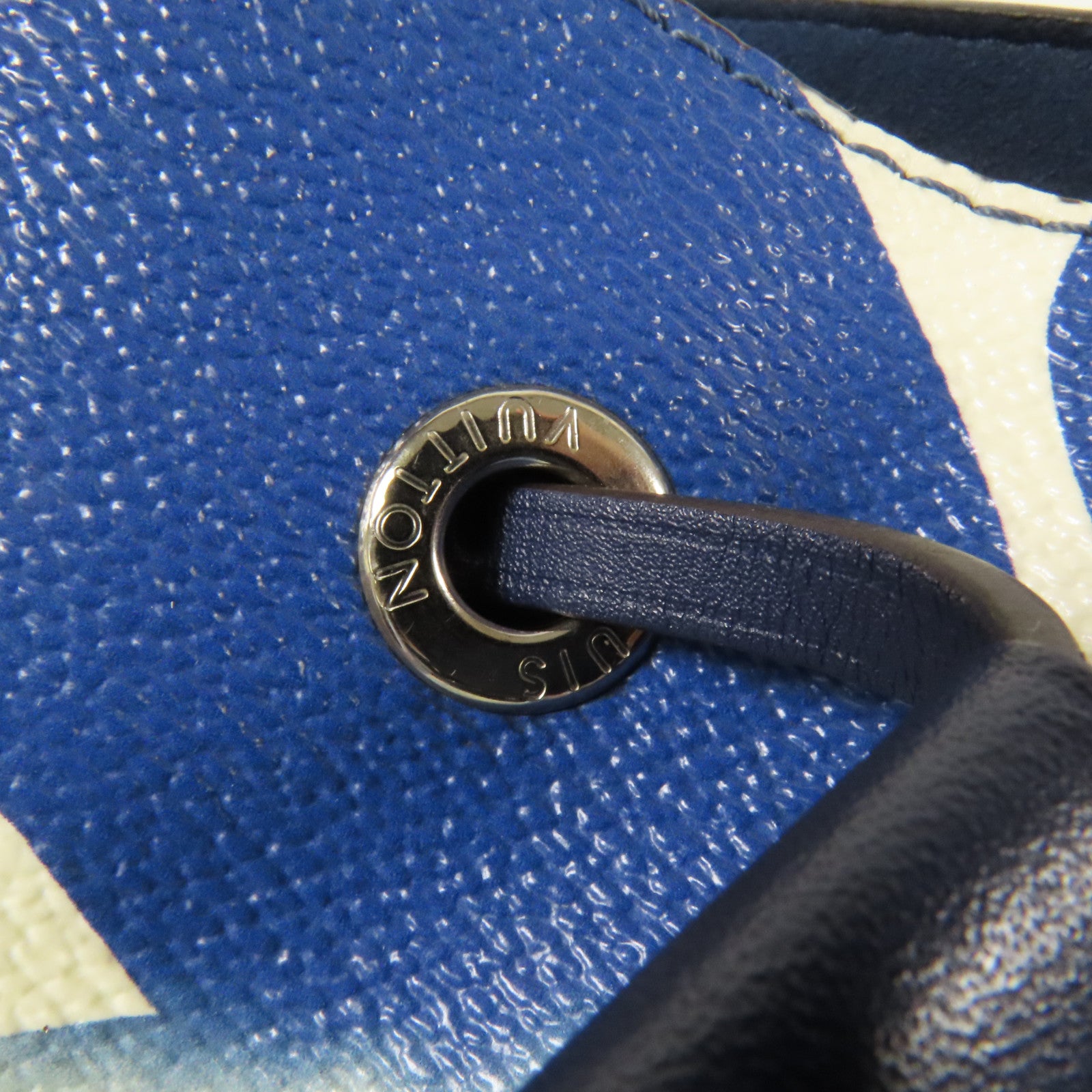 LOUIS VUITTON Monogram Escale Neo Noe銀扣肩背袋