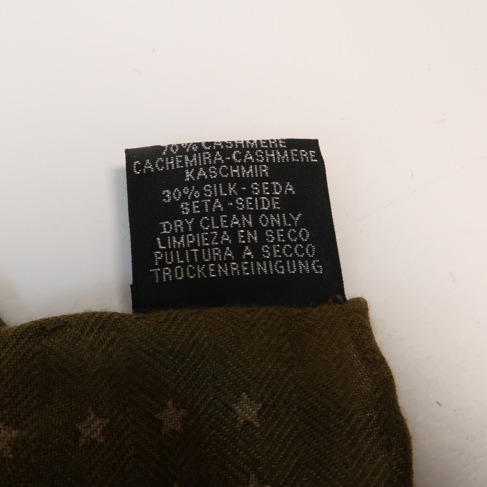 HERMES 羊絨Scarf圍巾Black/Green