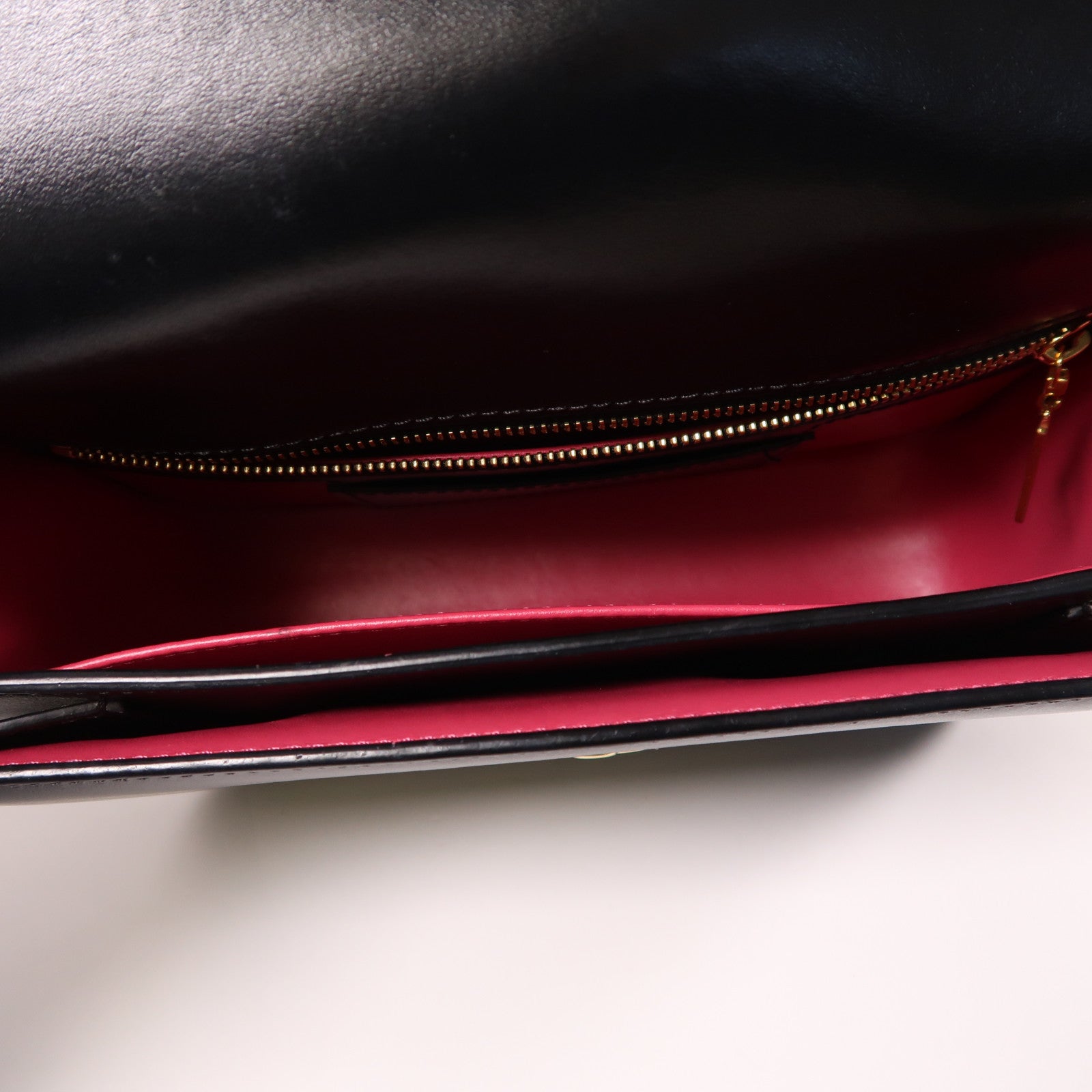 LOUIS VUITTON 牛皮皮革Pont 9金扣肩背袋黑色