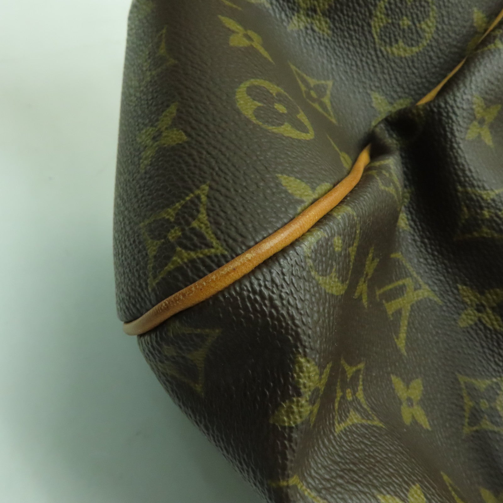 LOUIS VUITTON 【清倉大減價】Monogram Tivoli GM金扣手挽袋啡色