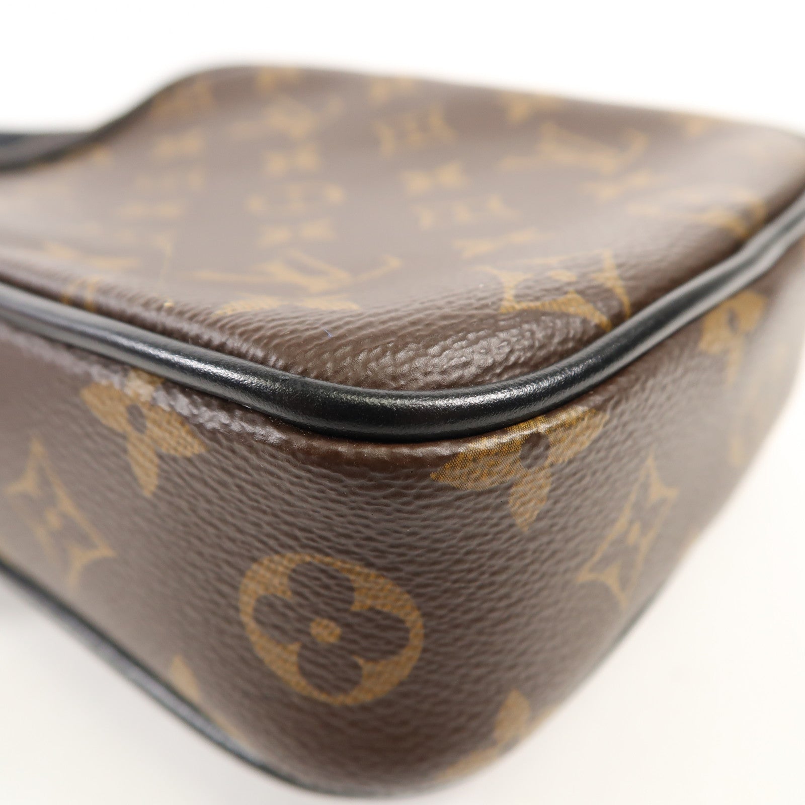 LOUIS VUITTON Monogram Macassar Christopher Wearable Wallet肩背袋