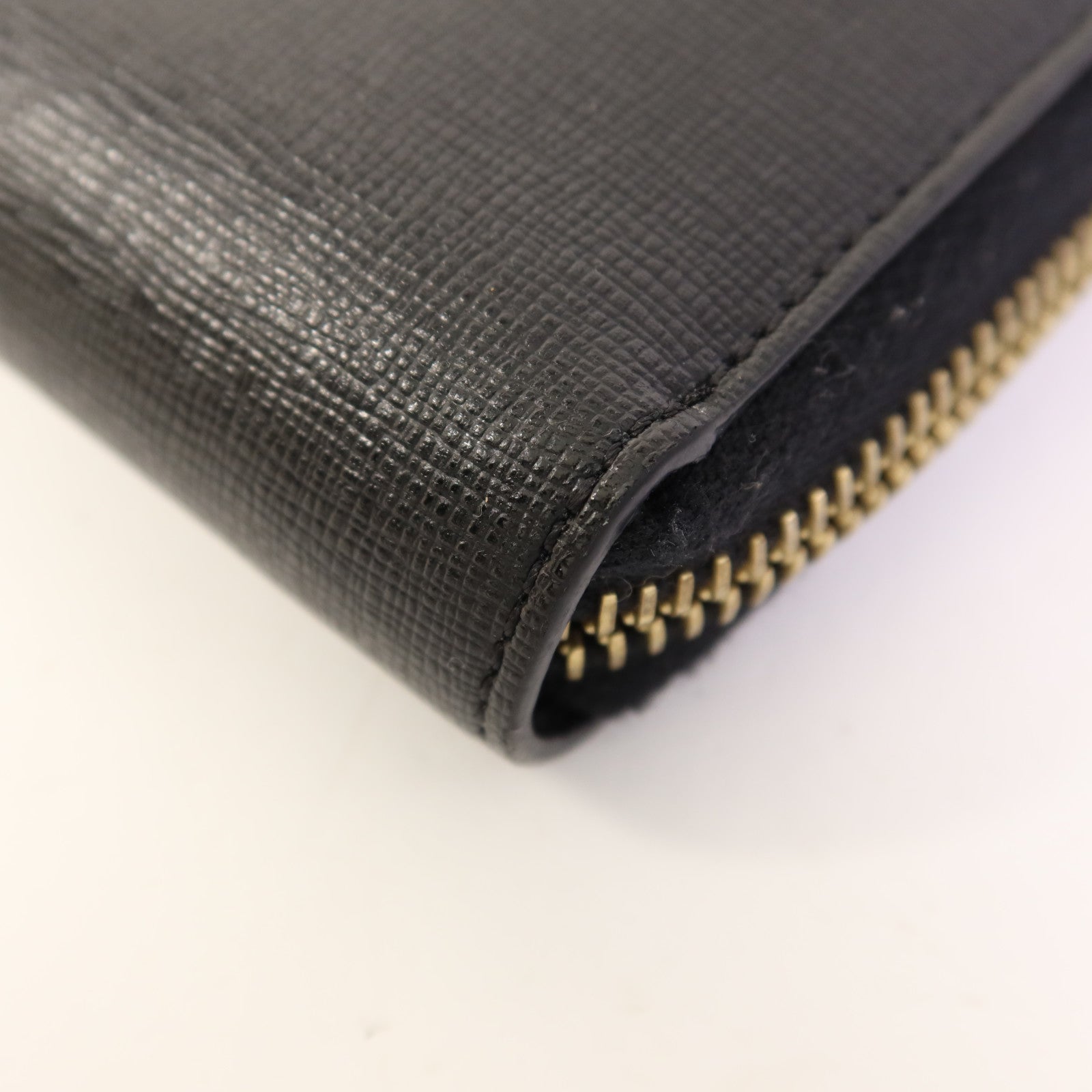 FENDI 牛皮皮革Long Round Wallet金扣長錢包