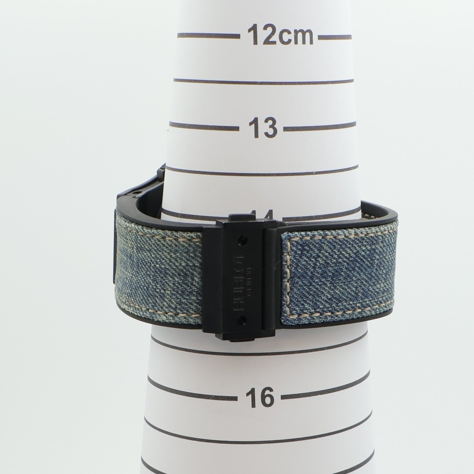 HUBLOT Big Bang Jeans 301.CL.2770.NR