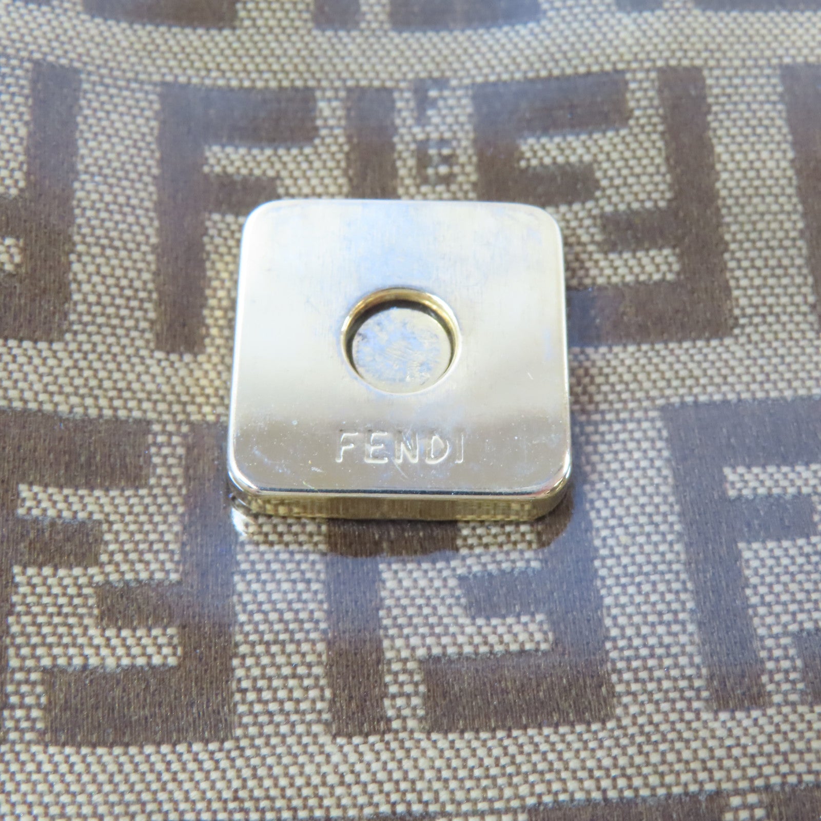 FENDI PVC Shoulder Bag金扣肩背袋啡色