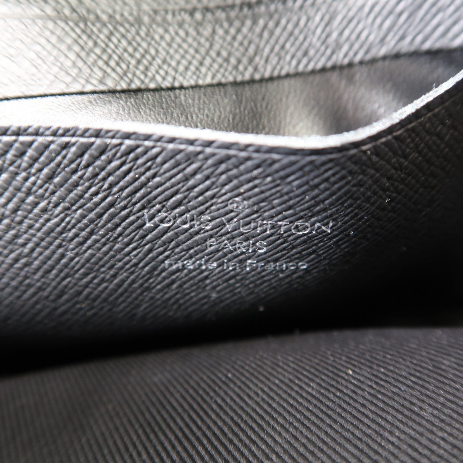 LOUIS VUITTON Monogram Macassar Christopher Wearable Wallet肩背袋