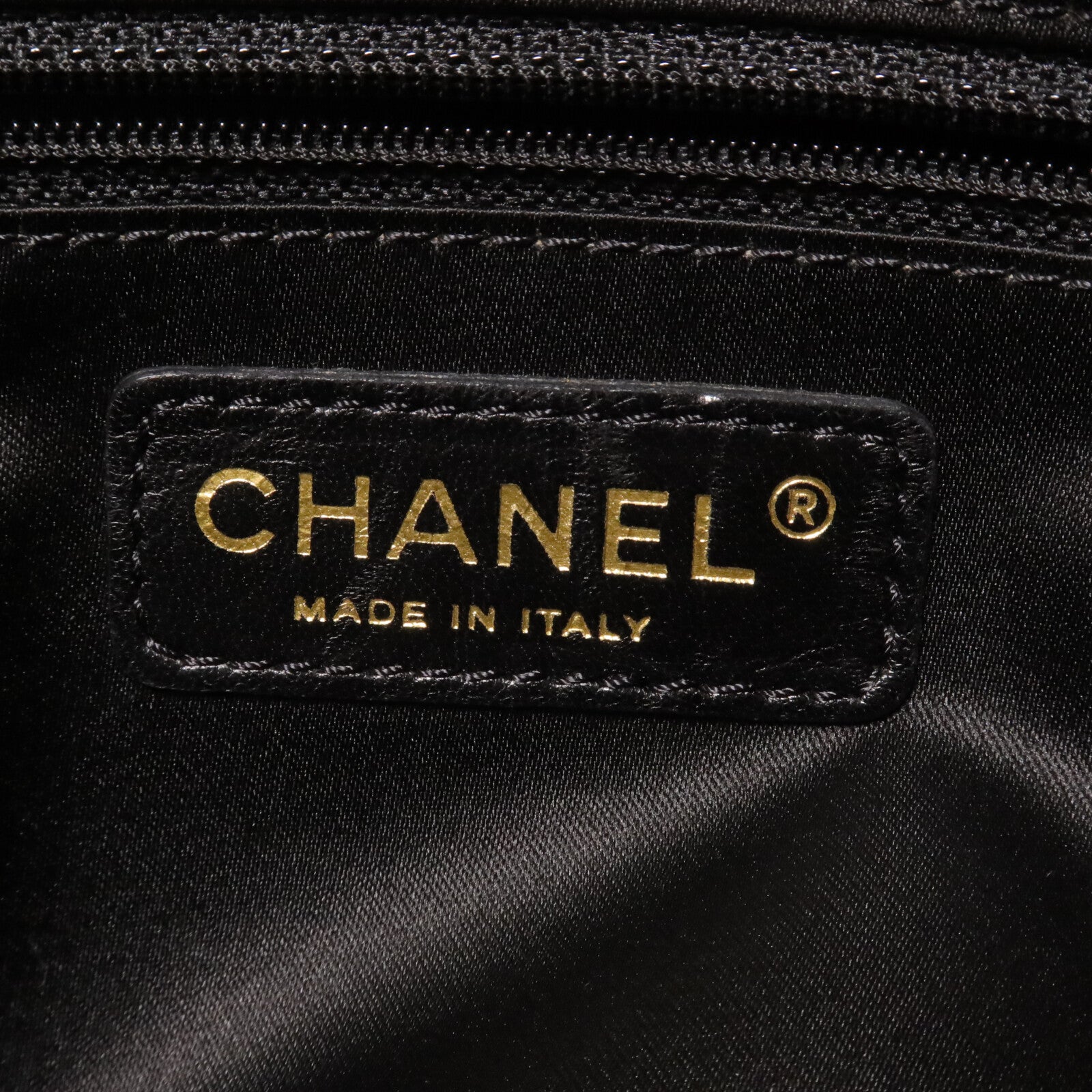 CHANEL 牛皮皮革Petite Timeless Tote鏈帶肩背袋
