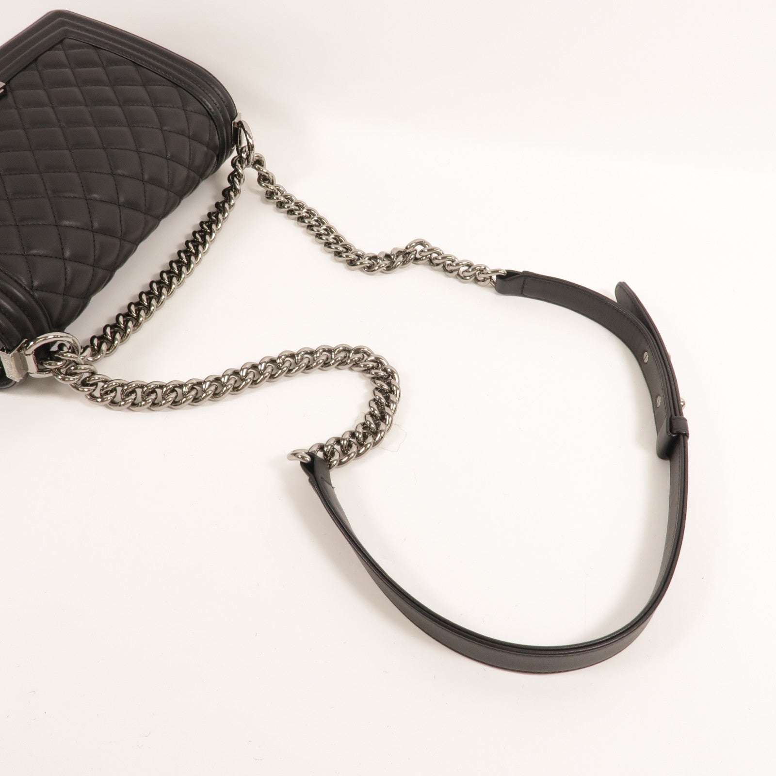 CHANEL 羊皮皮革Boy 25肩背袋