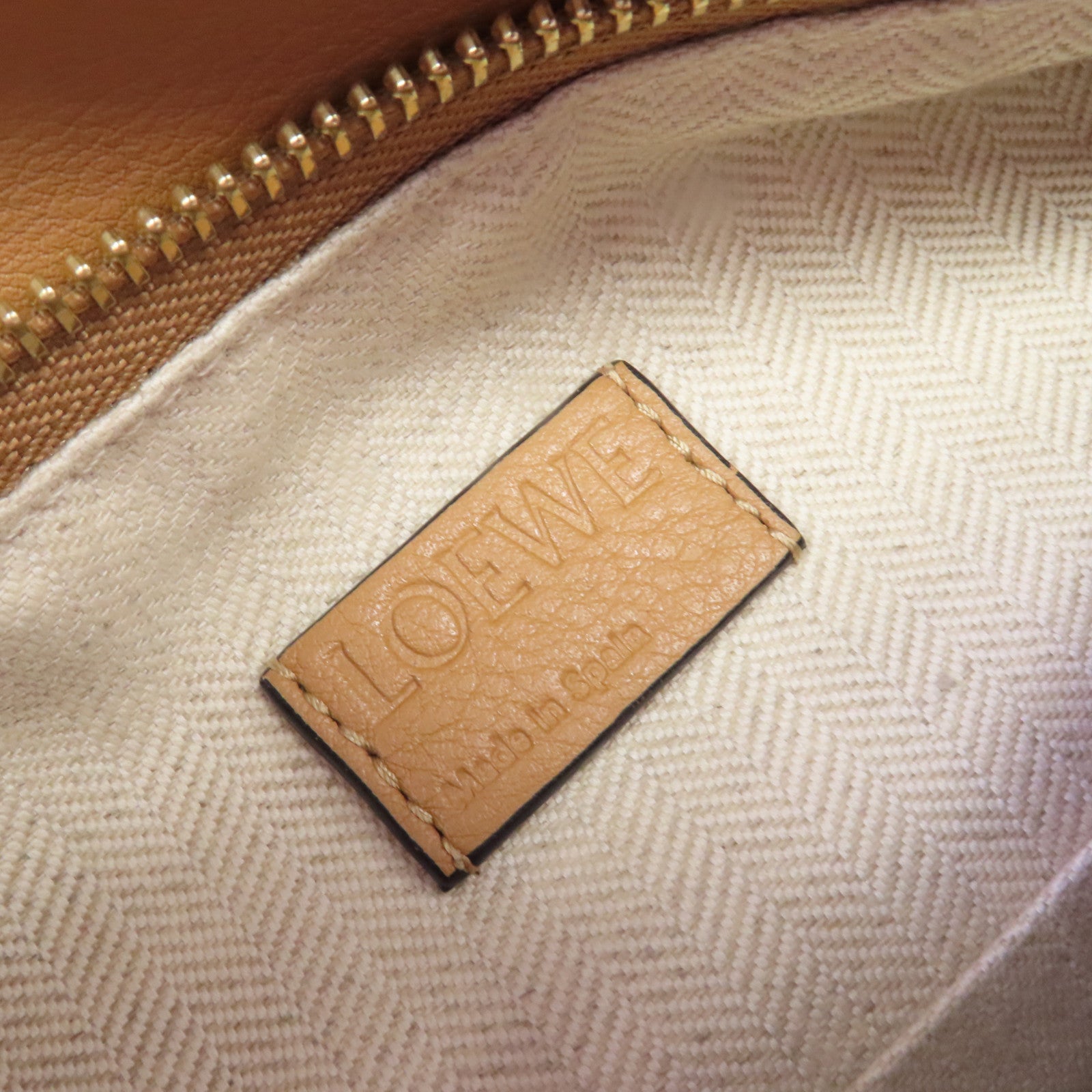 LOEWE 牛皮皮革Puzzle Small 2Way Shoulder Bag金扣手挽肩背兩用袋杏色/啡色