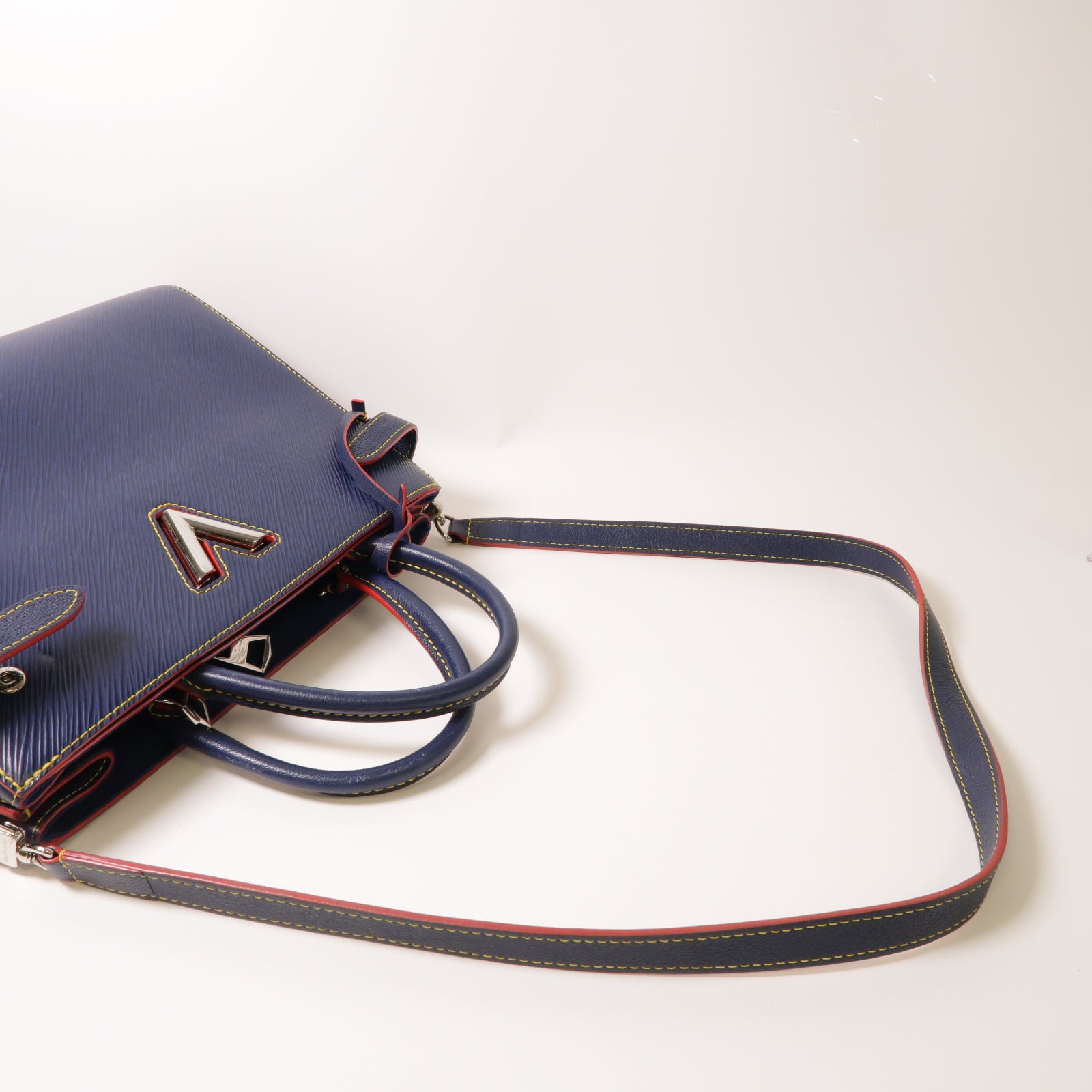 LOUIS VUITTON **【激減優惠】Epi Twist Bag銀扣手挽肩背兩用袋深藍色