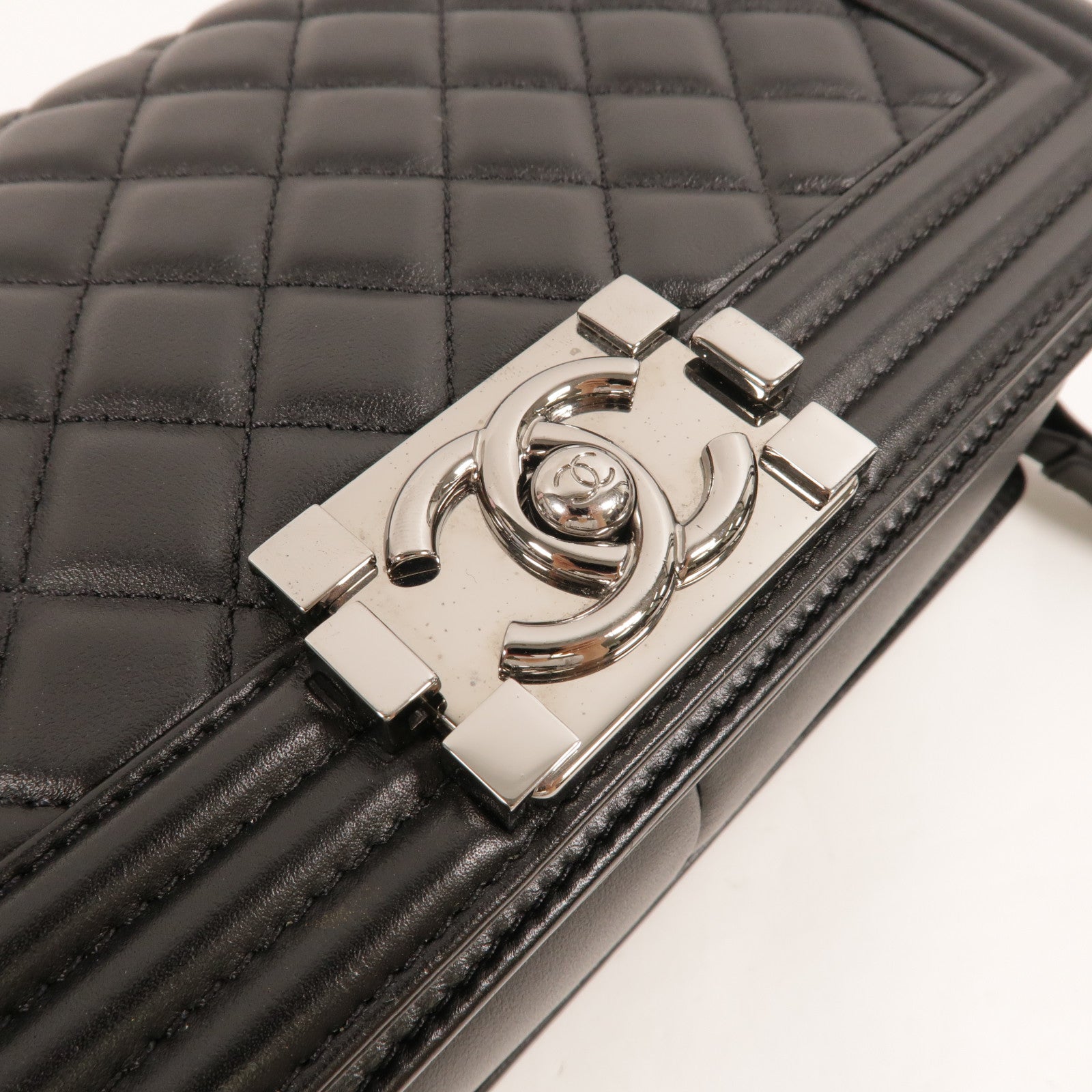 CHANEL 羊皮皮革Boy 25肩背袋