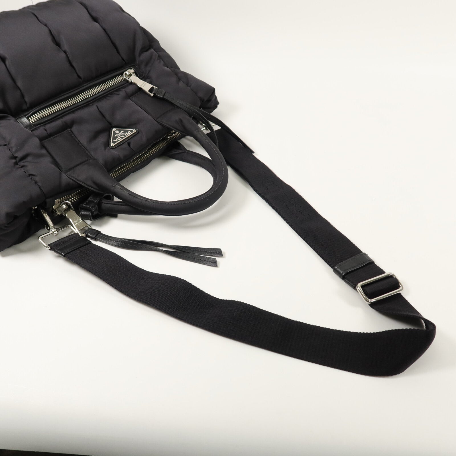 PRADA 尼龍Tessuto Bomber手挽肩背兩用袋