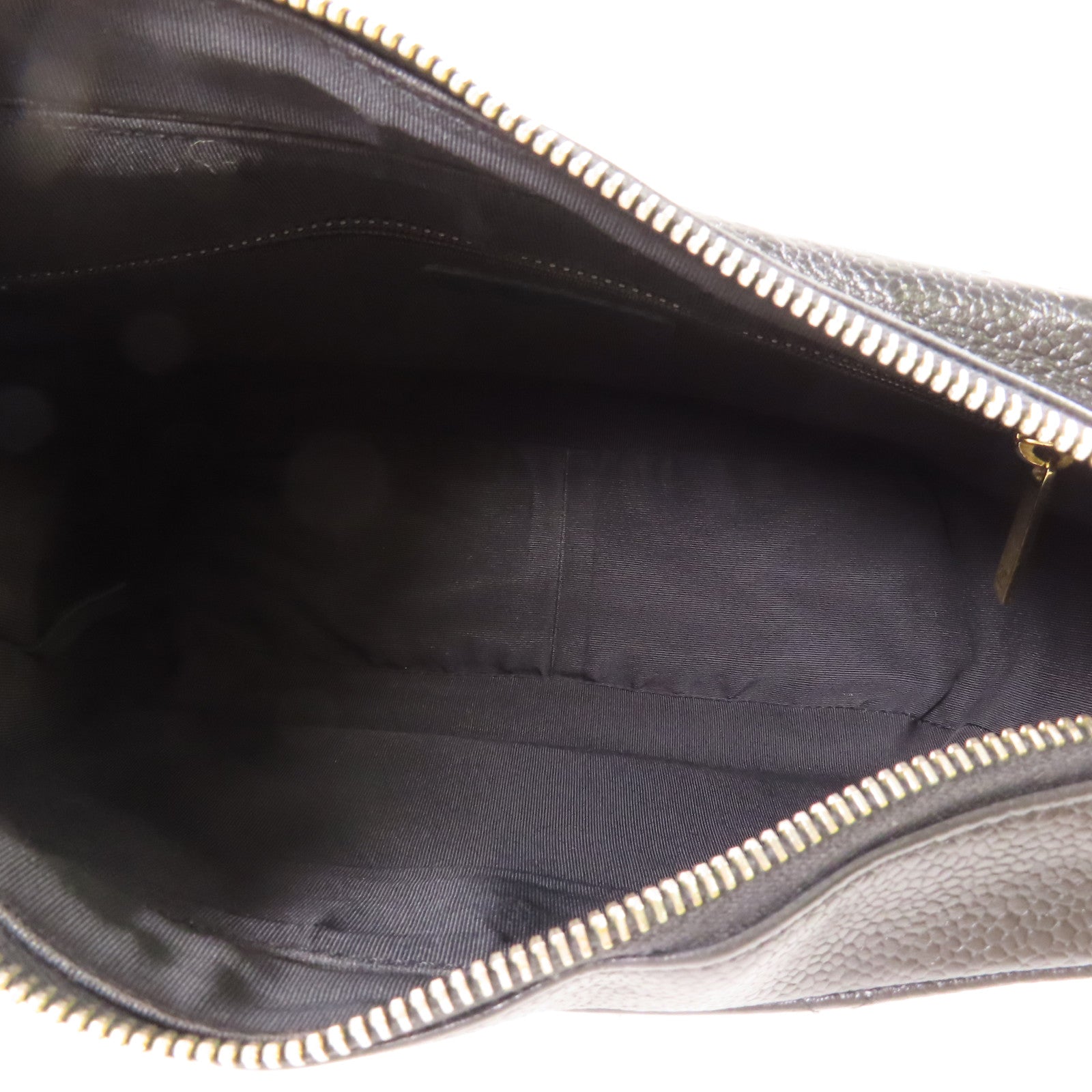 CHANEL 牛皮皮革Shoulder Bag金扣鏈帶肩背袋
