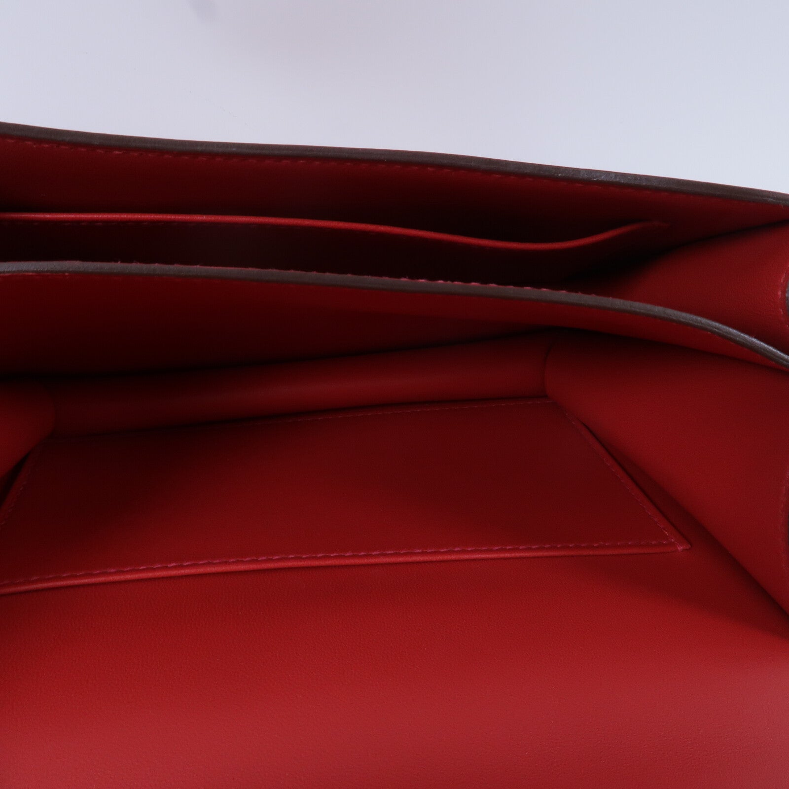 HERMES Epsom皮革Constance Mini肩背袋Rouge Casaque