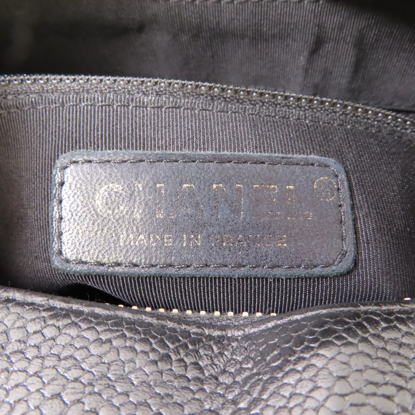 CHANEL 牛皮皮革Shoulder Bag金扣鏈帶肩背袋