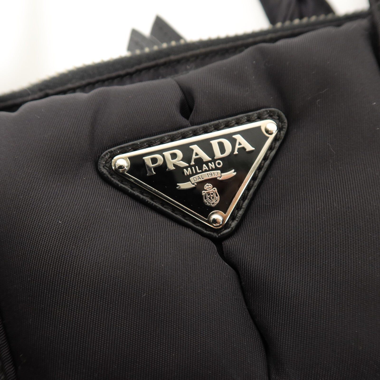 PRADA 尼龍Tessuto Bomber手挽肩背兩用袋