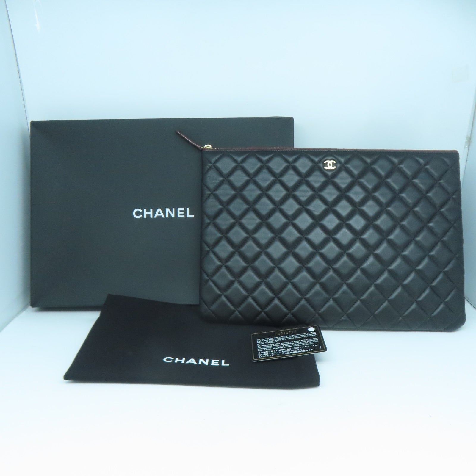 CHANEL **【激減優惠】菱格羊皮皮革Clutch Bag金扣手拿包黑色