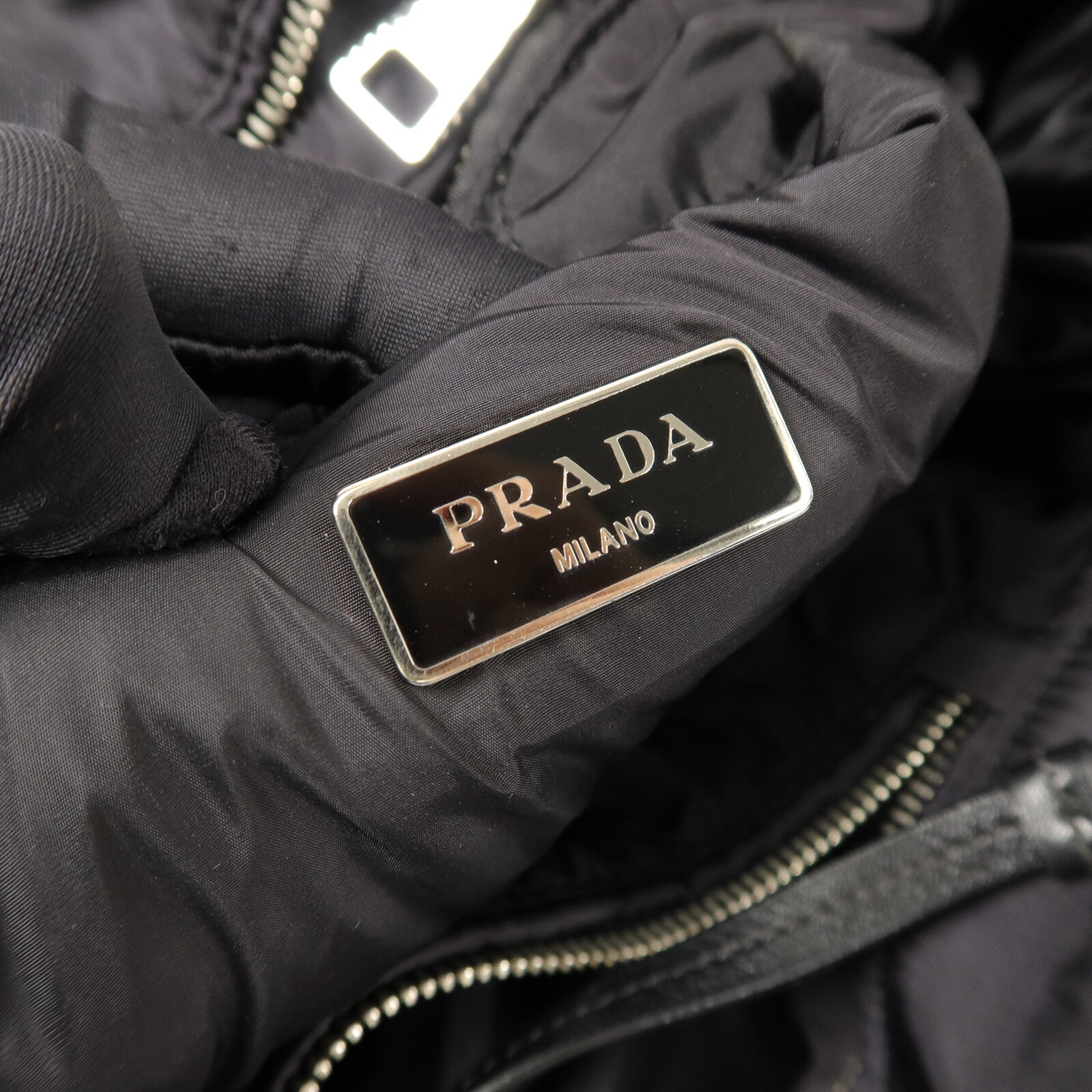 PRADA 尼龍Tessuto Bomber手挽肩背兩用袋