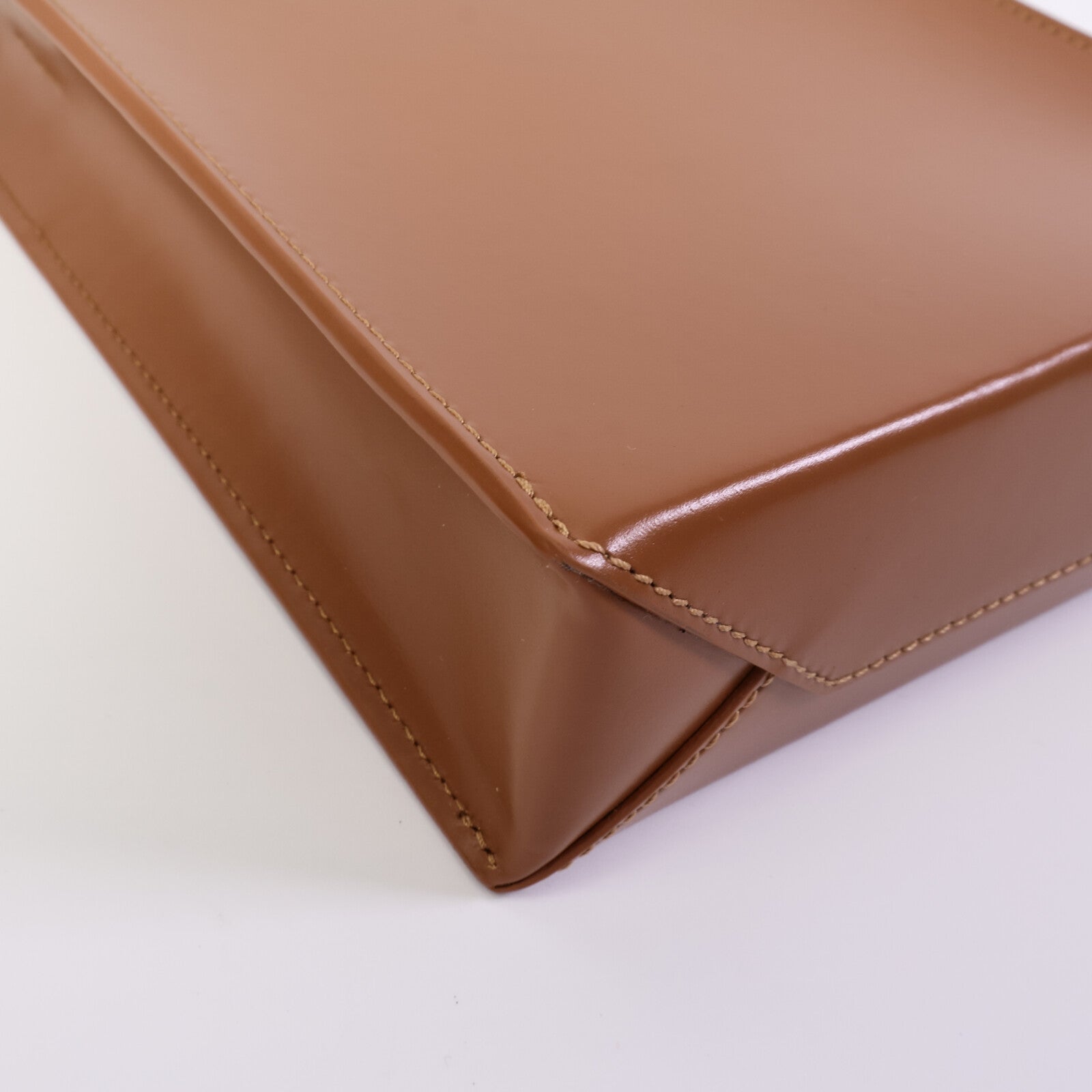 LOEWE 牛皮皮革Standard A5 Tote Bag手挽肩背兩用袋