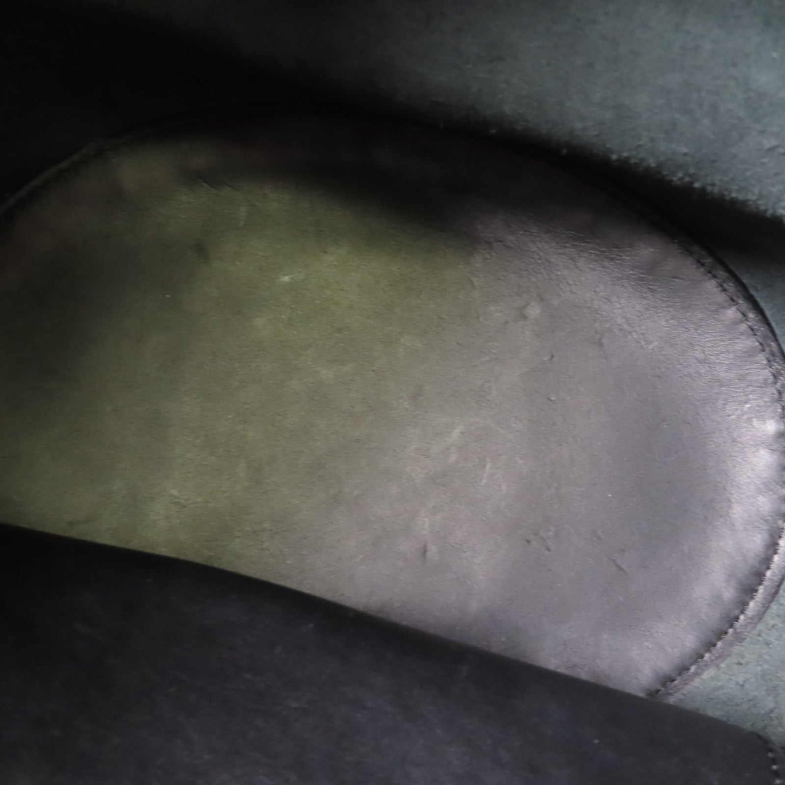 LOEWE 牛皮皮革Balloon金扣手挽肩背兩用袋