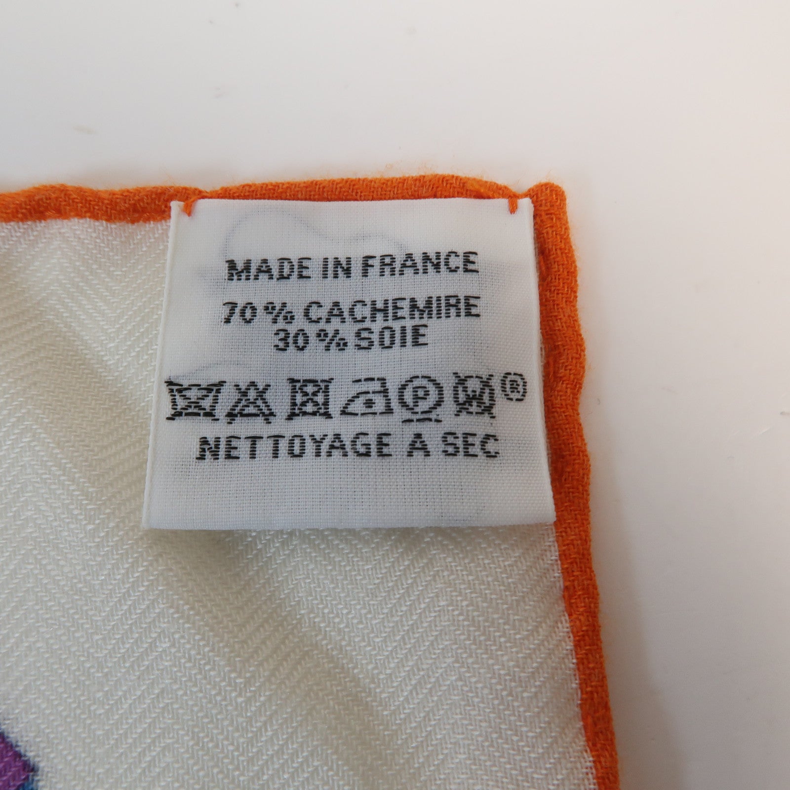 HERMES 【激減優惠】羊絨Scarf圍巾Multicolor