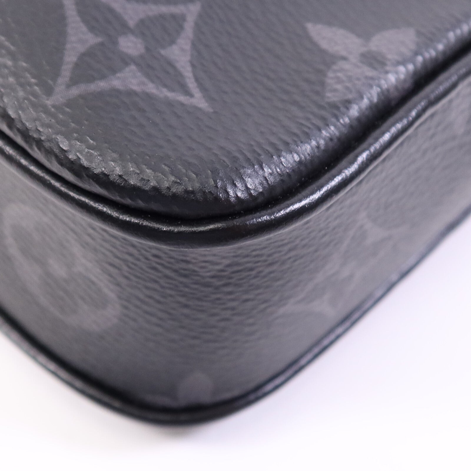 LOUIS VUITTON Monogram Eclipse Pochette Volga Clutch Bag手拿包