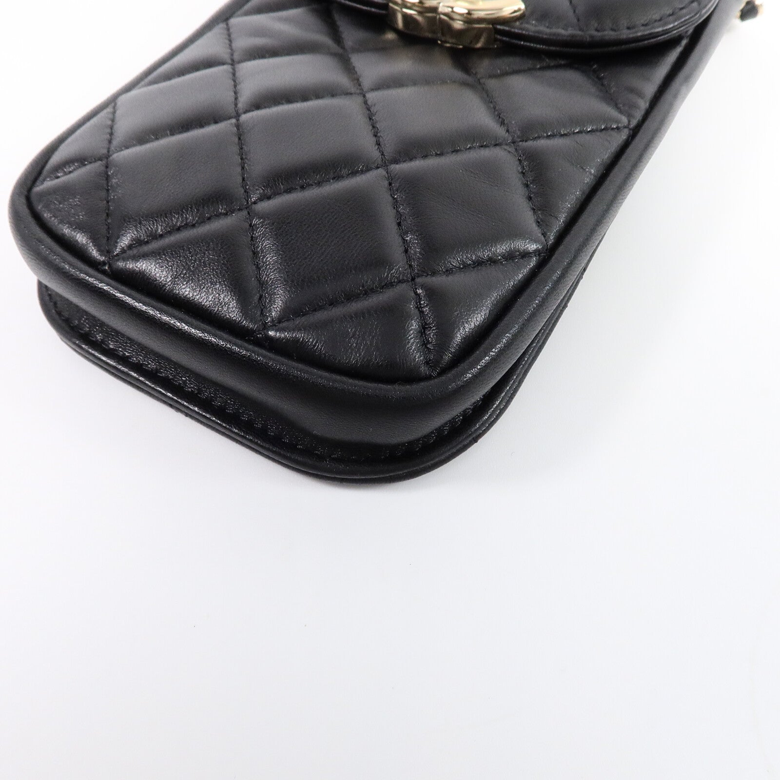 CHANEL 羊皮皮革Phone Bag鏈帶肩背袋